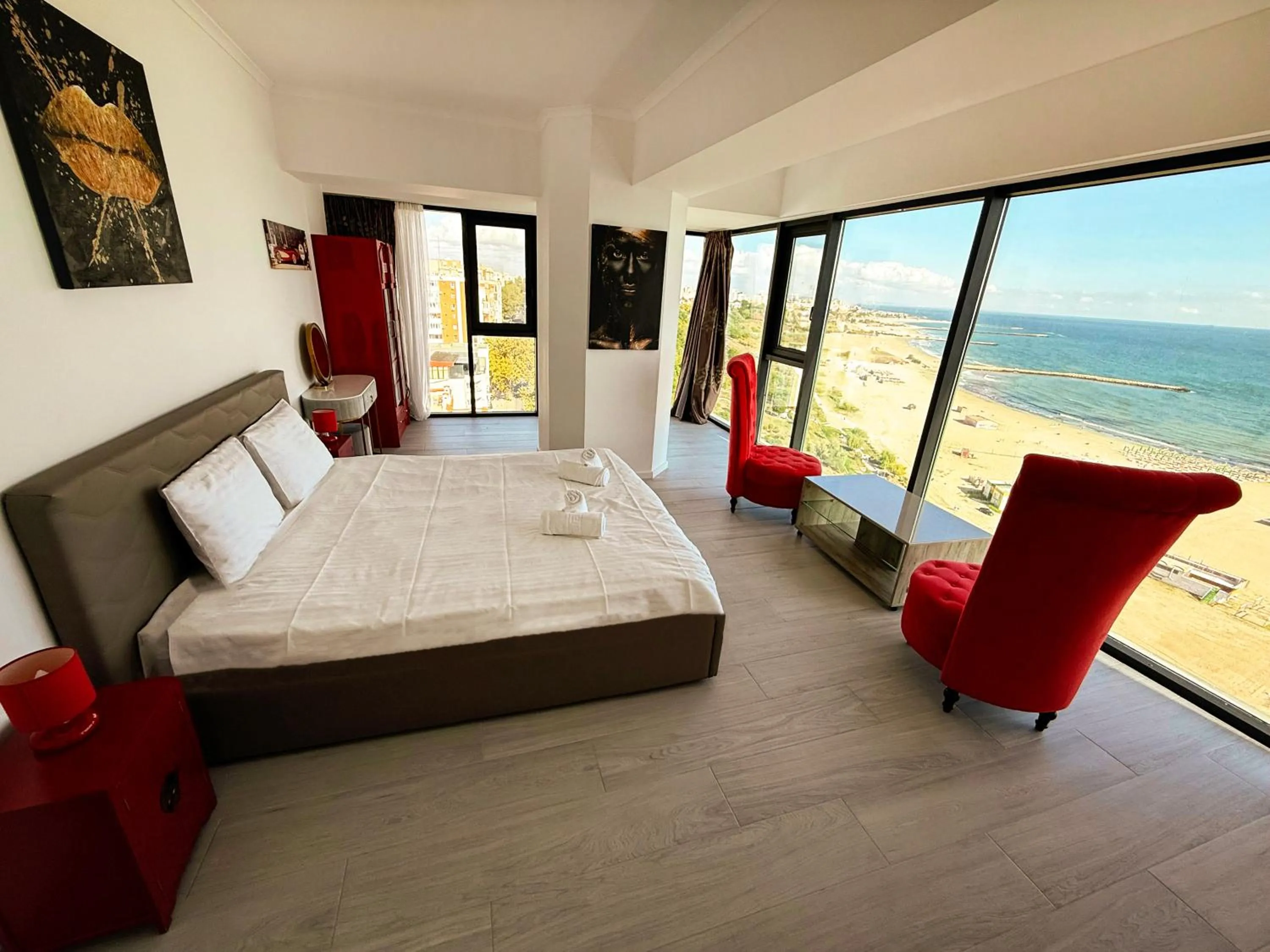 Bedroom, Bed in Maritimo ApartHotel