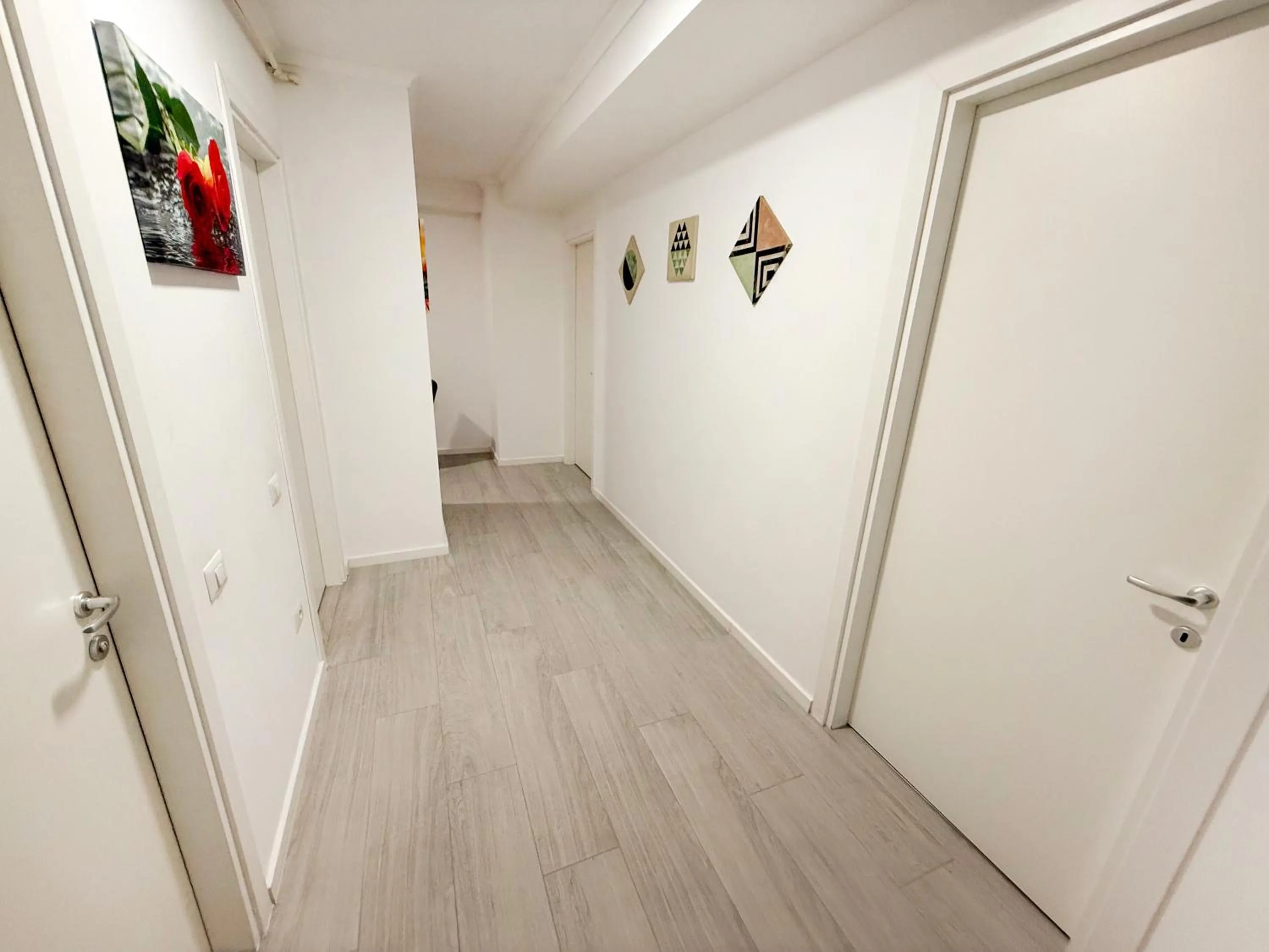 wardrobe in Maritimo ApartHotel