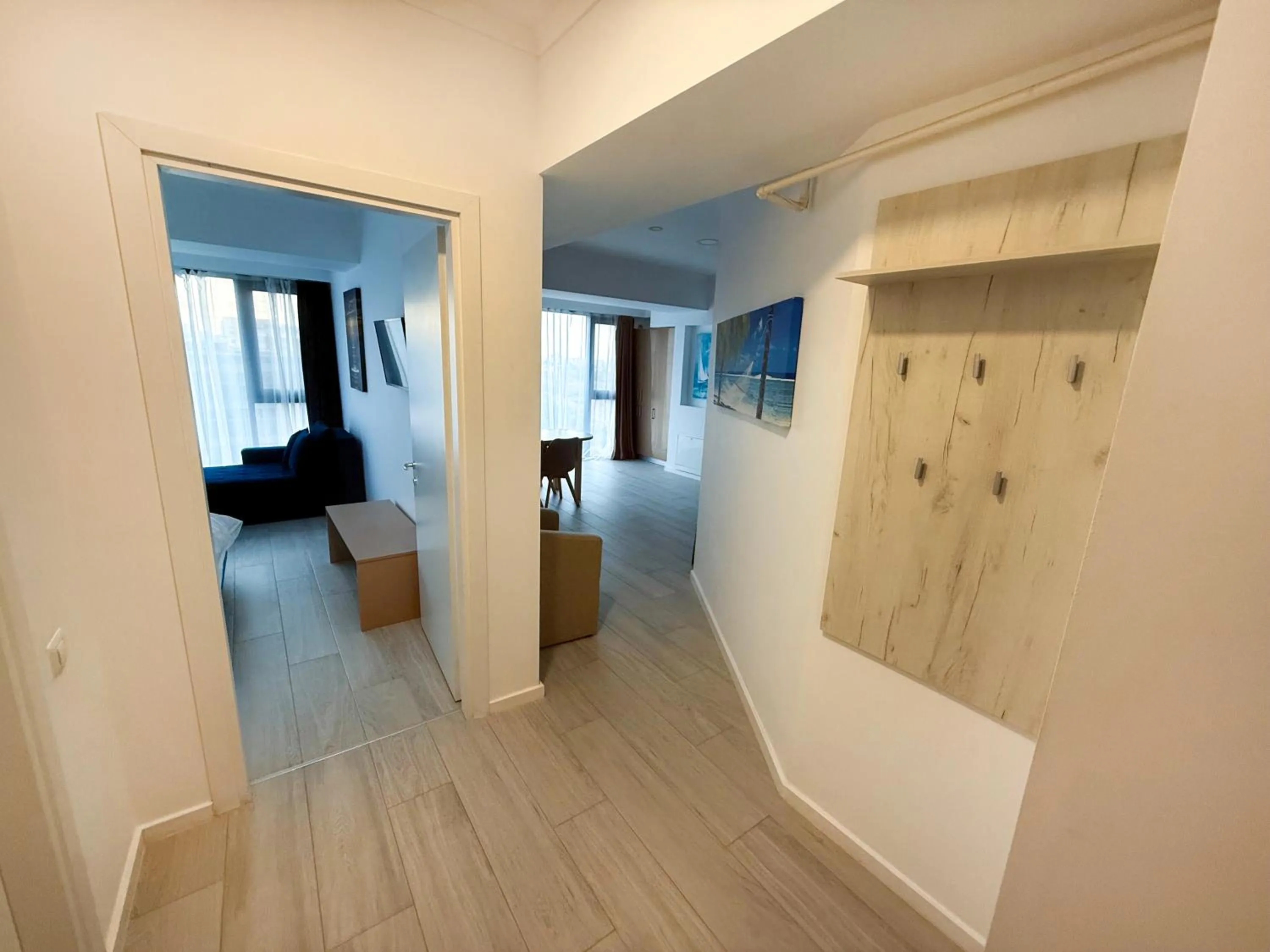 wardrobe in Maritimo ApartHotel