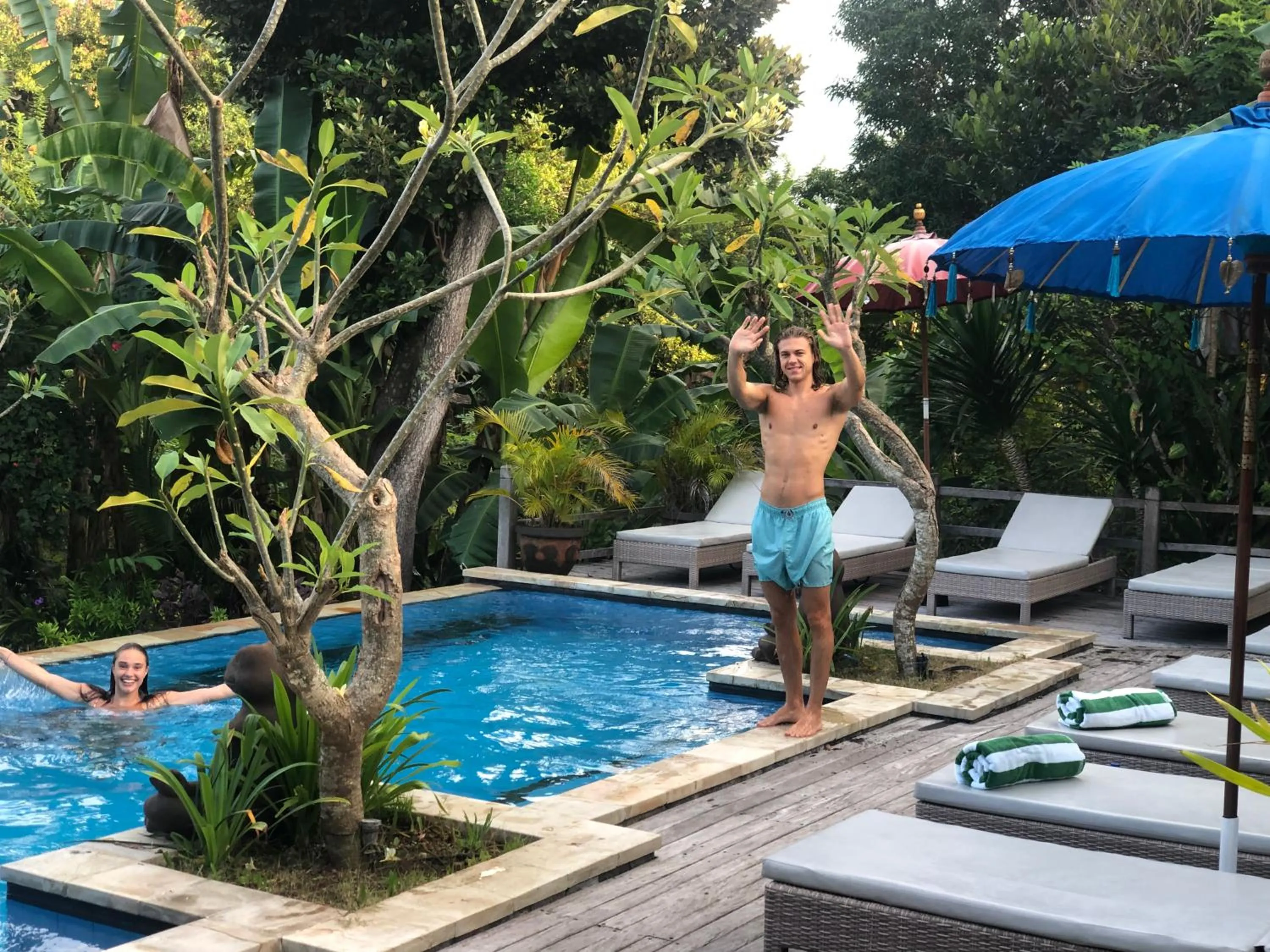 People in Le Biu garden View