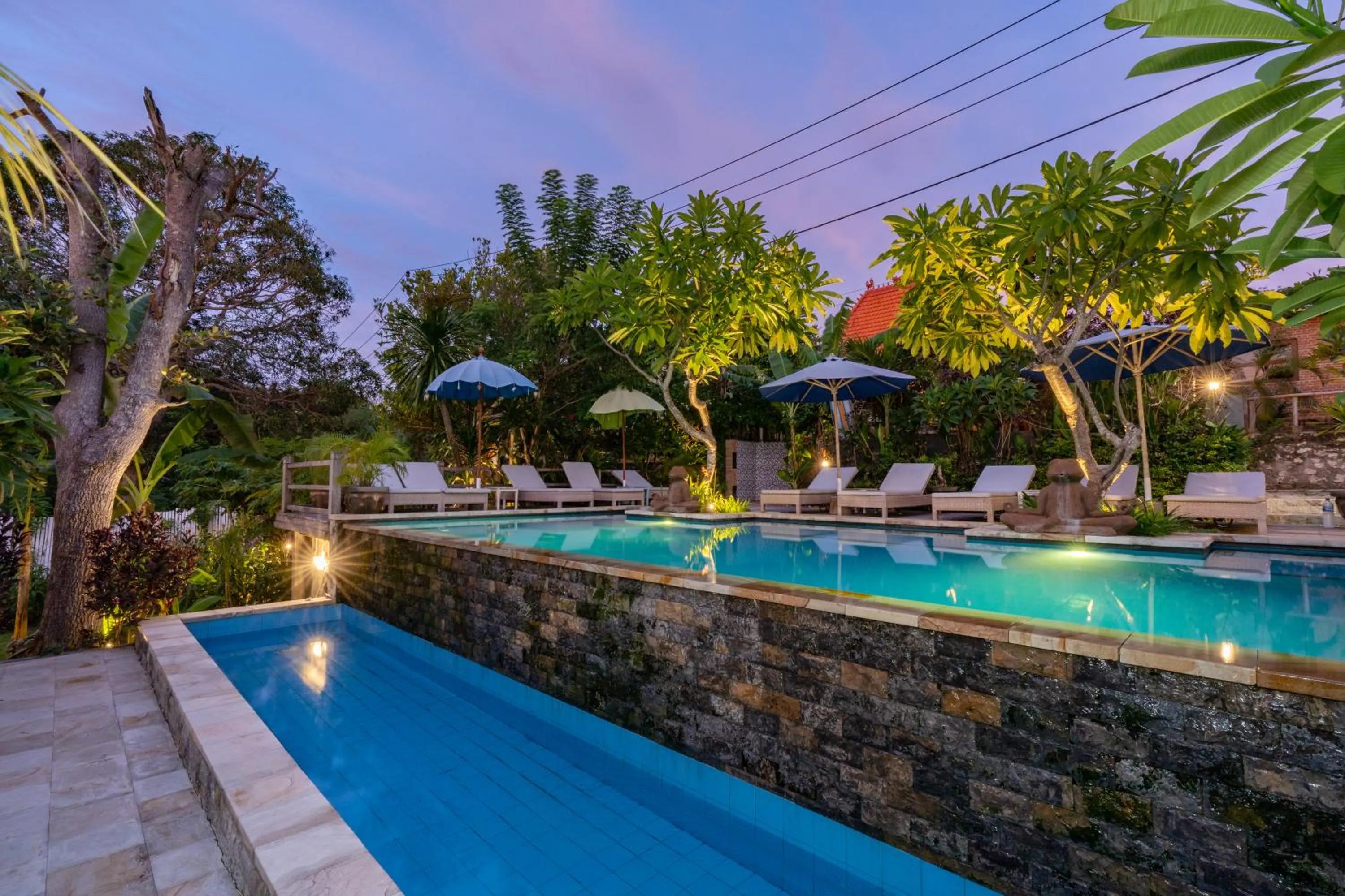 Swimming pool in Le Biu garden View