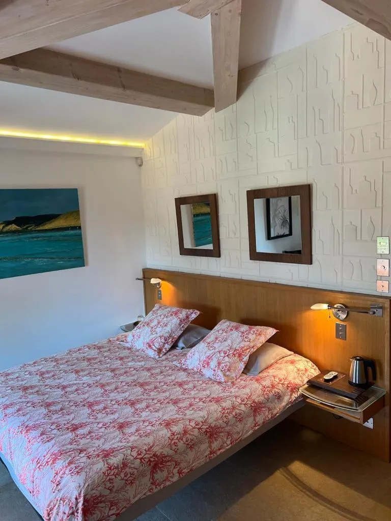 Bedroom, Bed in BASTIDE DE RAMATUELLE