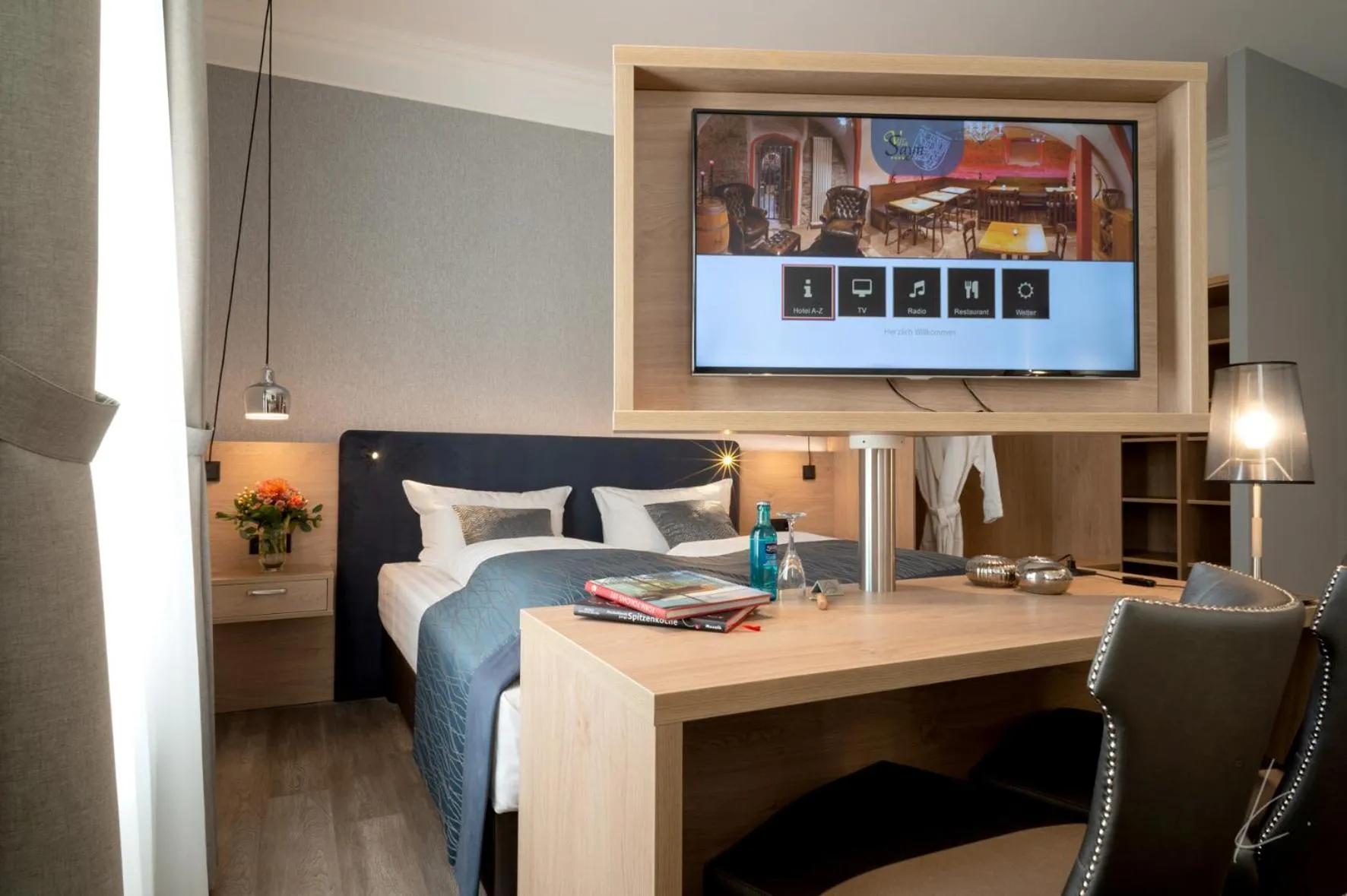 Bed in Romantik Hotel Villa Sayn