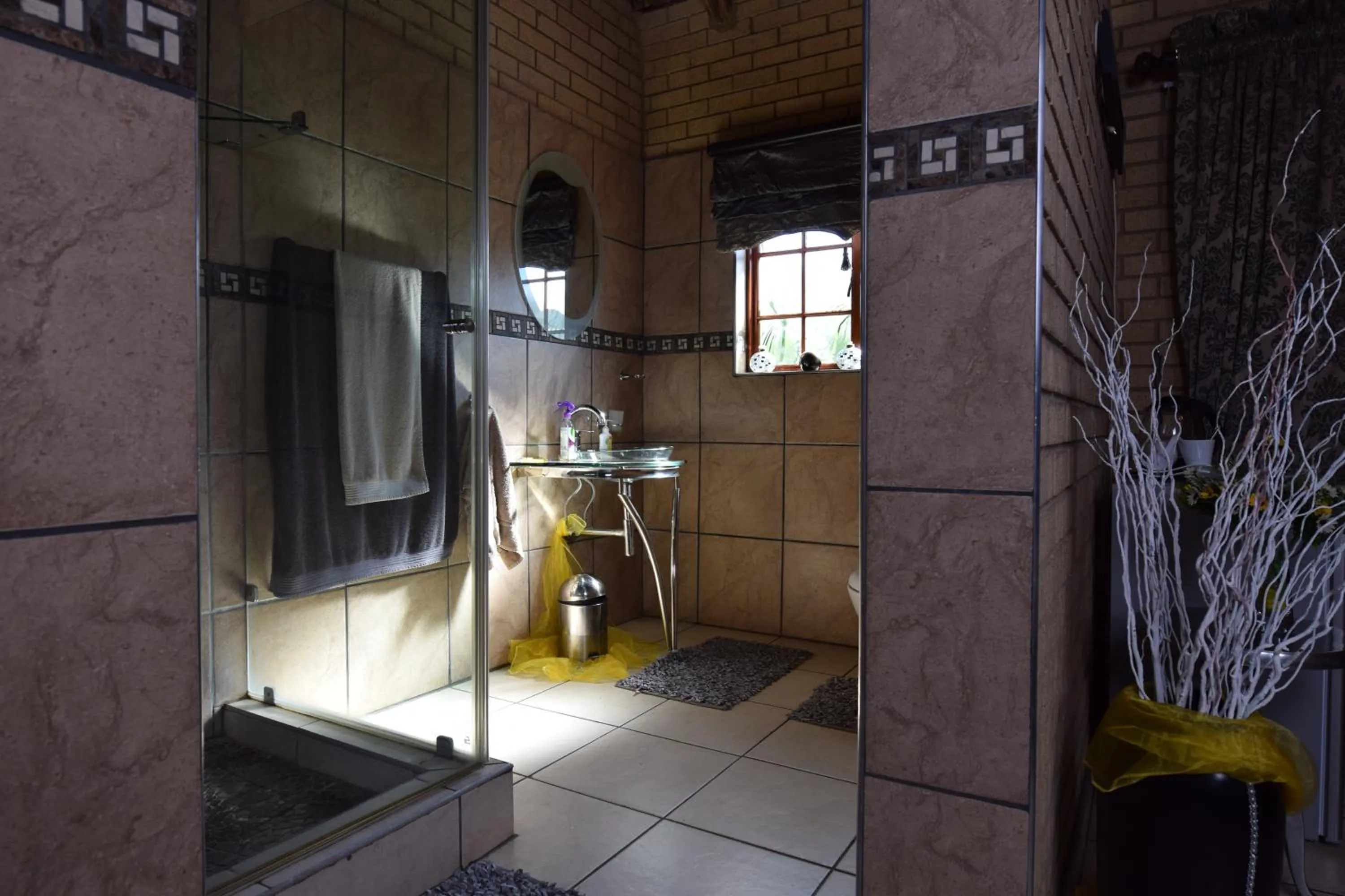 Bathroom in Thabong Bed and Breakfast
