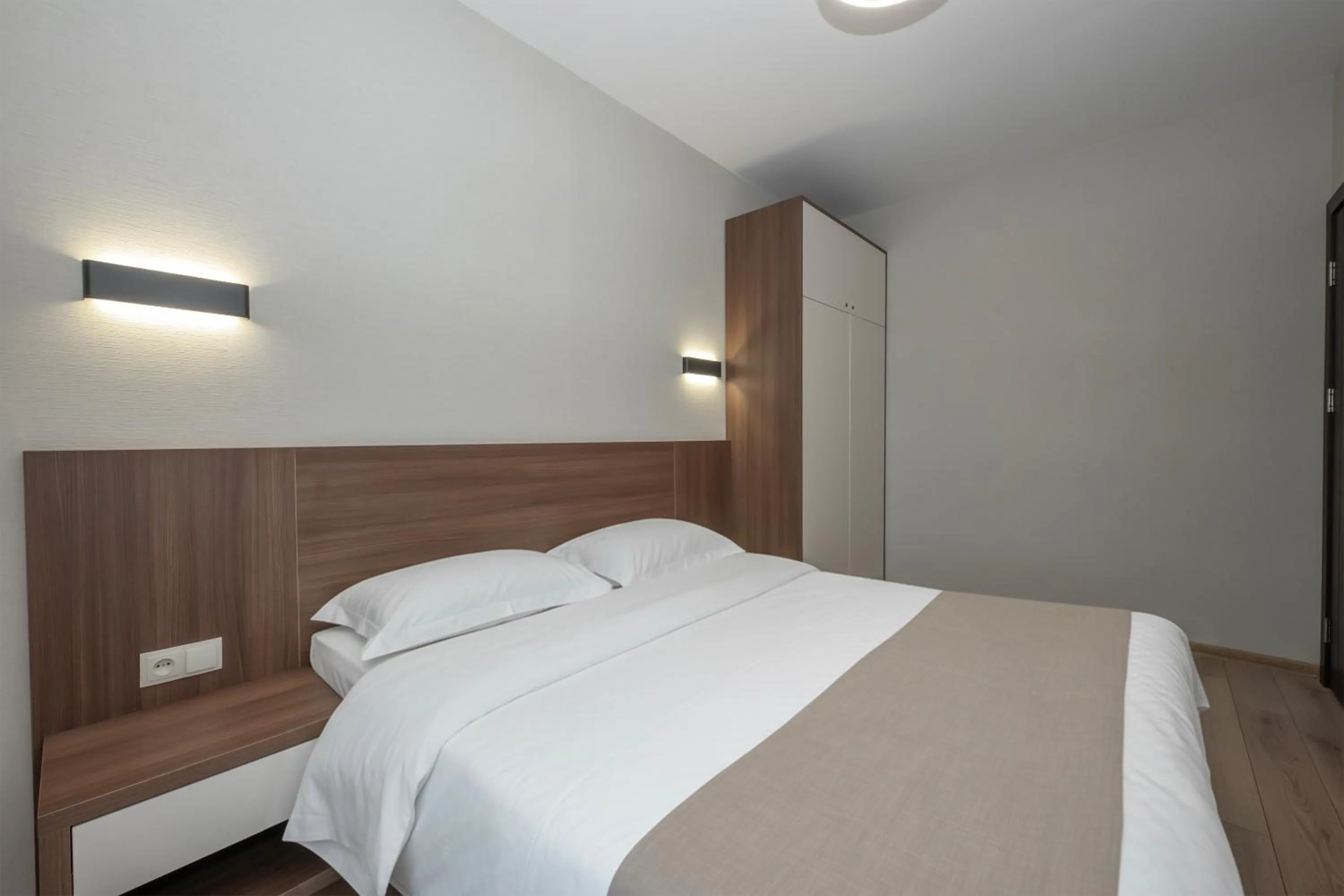 Bed in Crystal Residence