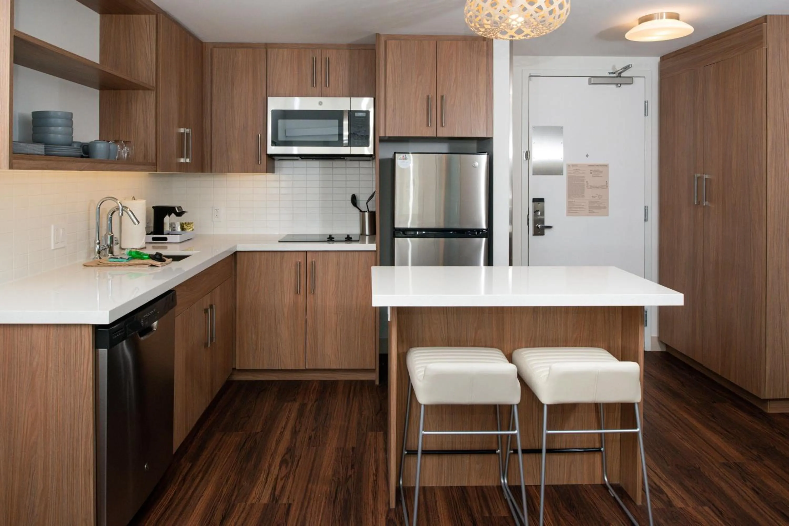 Bedroom in Element Kansas City Overland Park