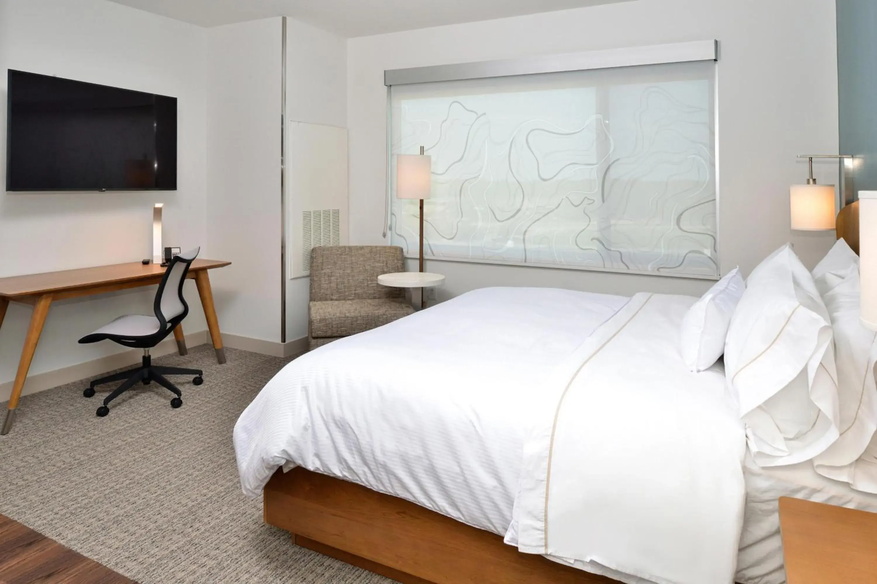 Standard Guest Room with King Bed in Element Kansas City Overland Park Standard Guest Room with King Bed in Element Kansas City Overland Park