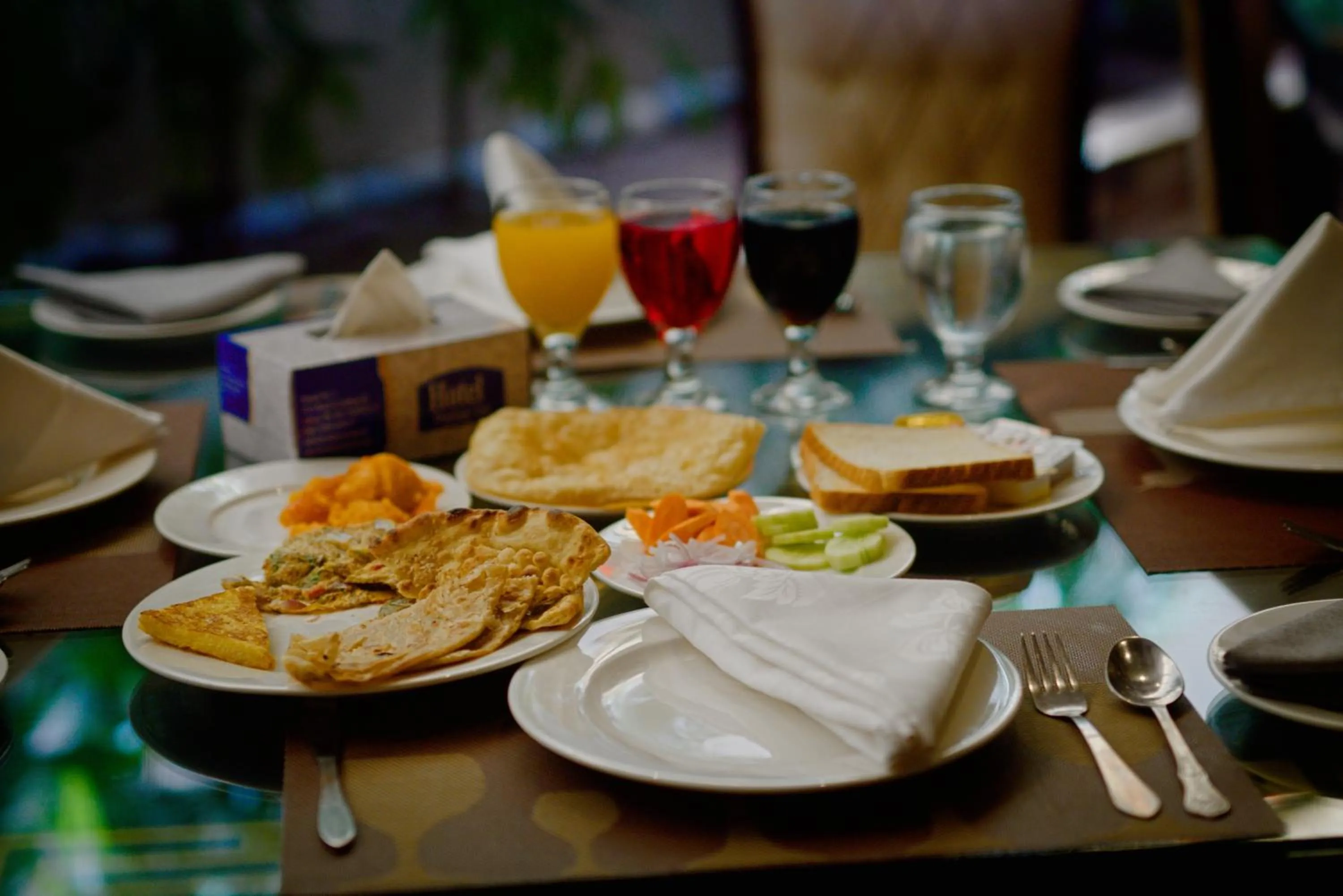Food and drinks in Premier Inn Grand Gulberg Lahore