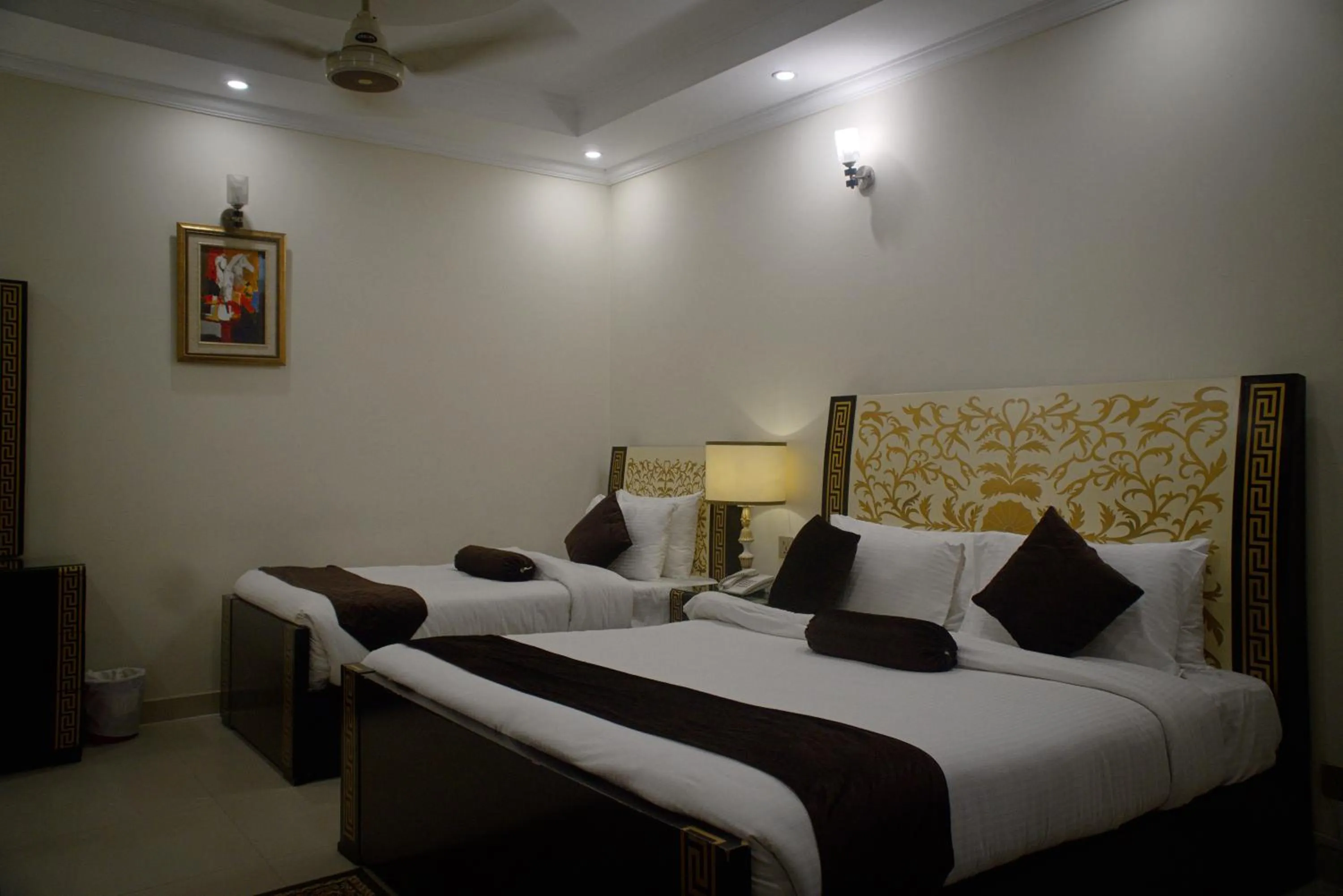 Photo of the whole room, Bed in Premier Inn Grand Gulberg Lahore