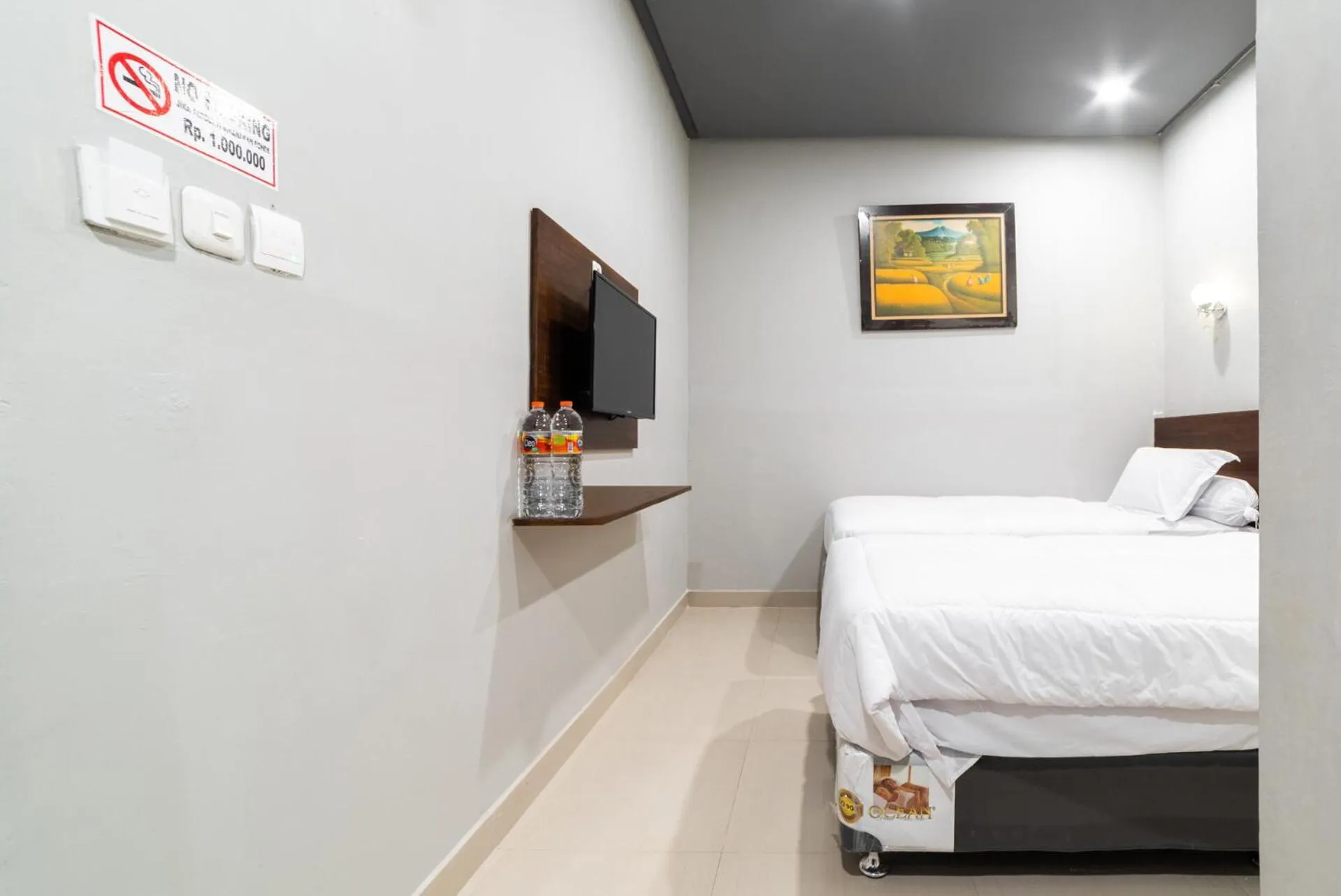 Photo of the whole room, Bed in Glamour Hotel and Spa