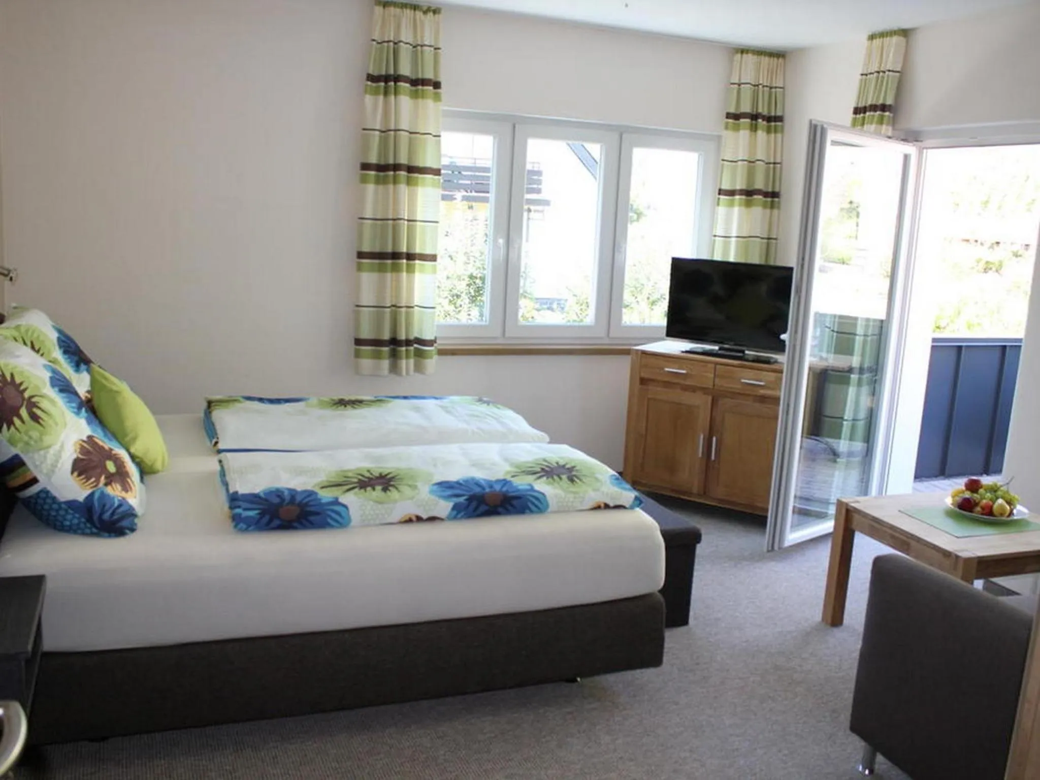 Bedroom, Bed in Landgasthof Winzerscheune