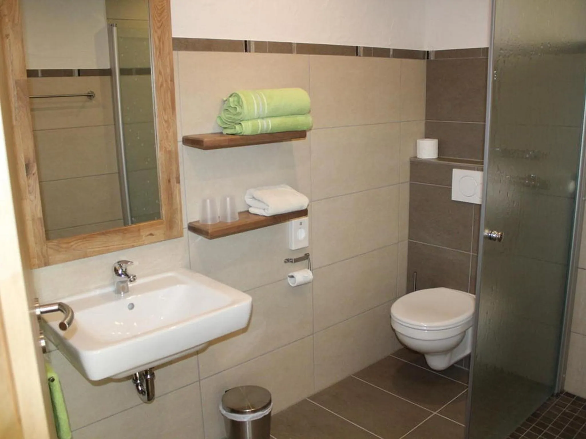 Bathroom in Landgasthof Winzerscheune