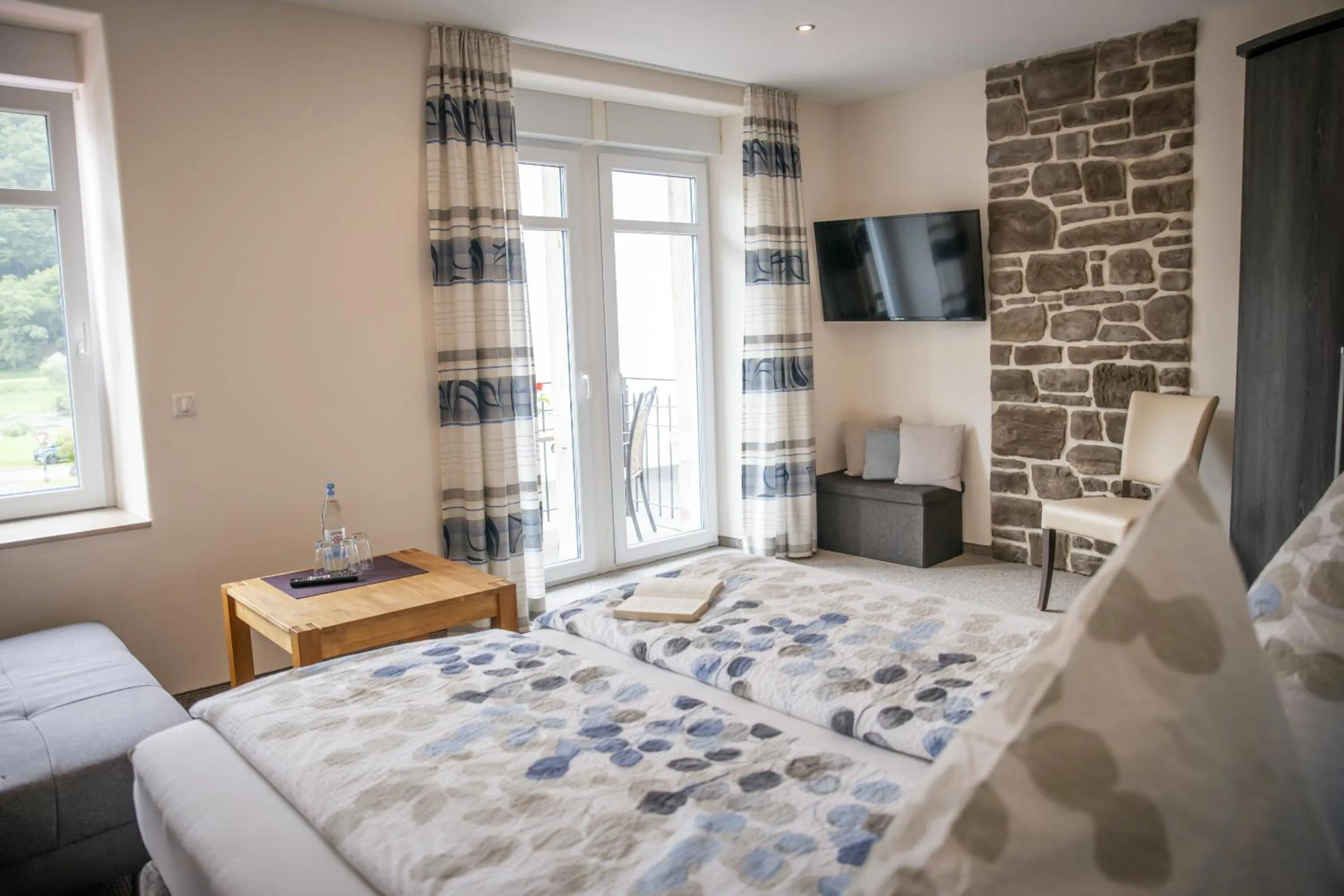 Bedroom, Bed in Landgasthof Winzerscheune