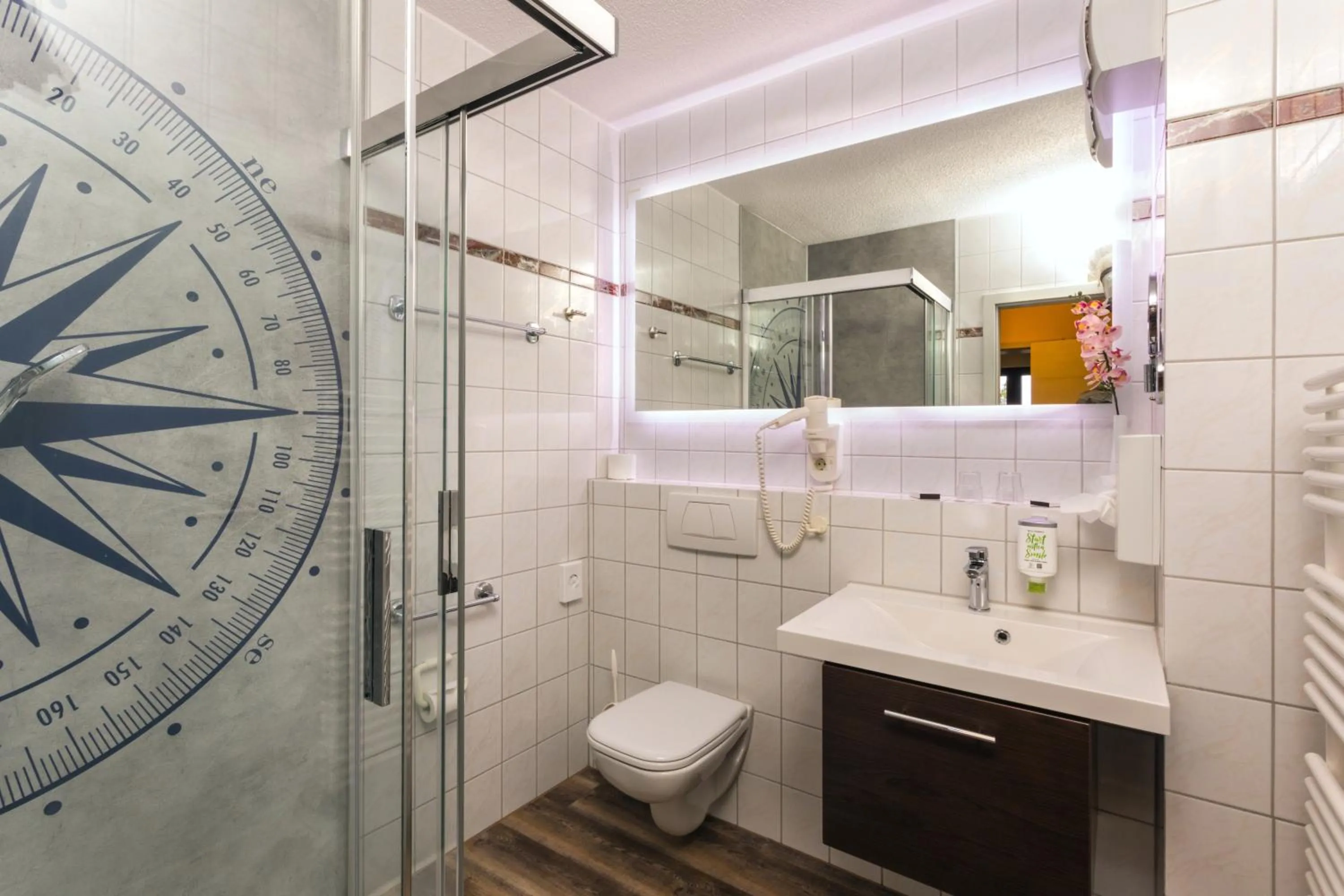Shower in Hotel & Restaurant Hanse Kogge