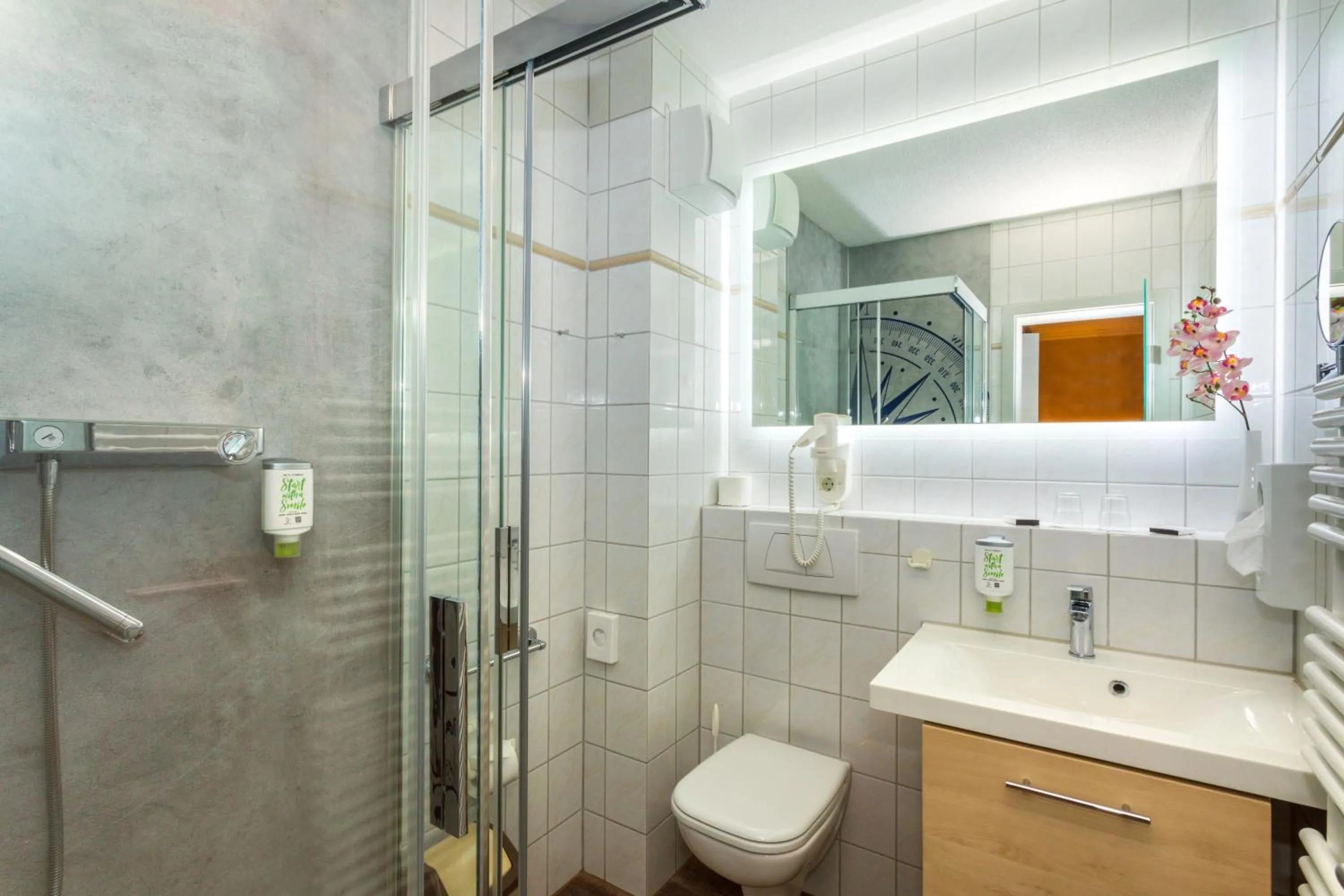 Shower in Hotel & Restaurant Hanse Kogge