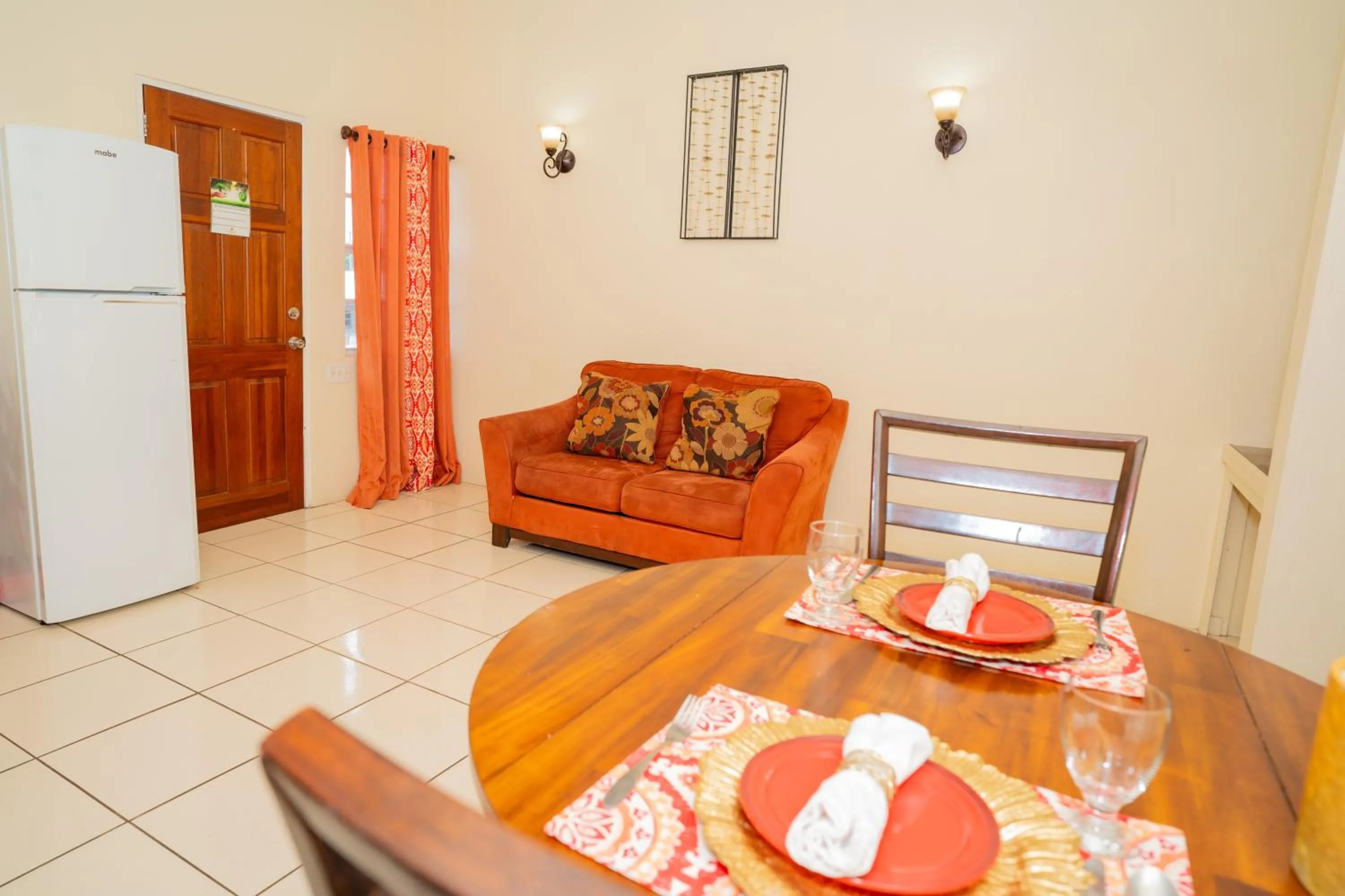 Connie's Comfort Suites