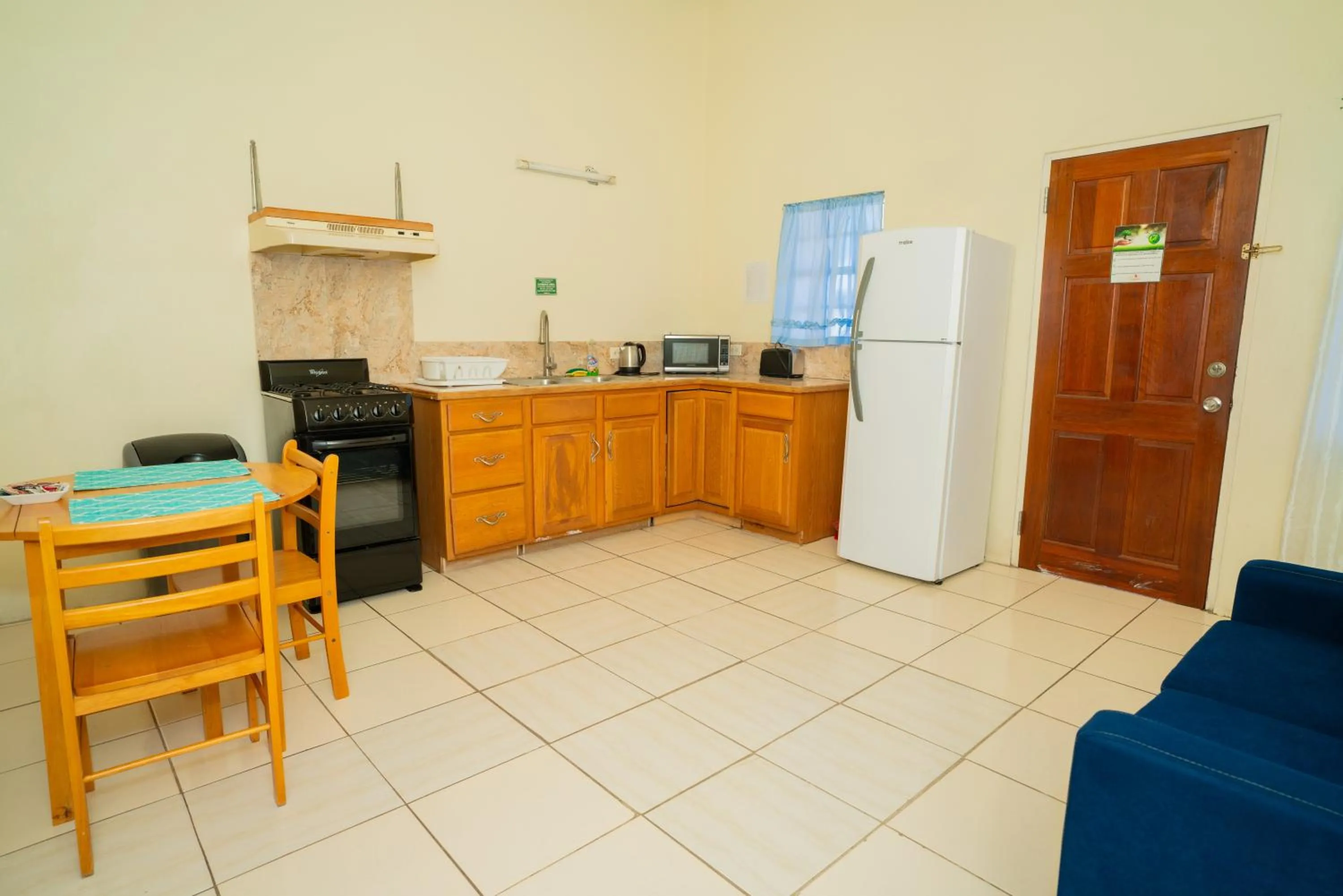 Connie's Comfort Suites