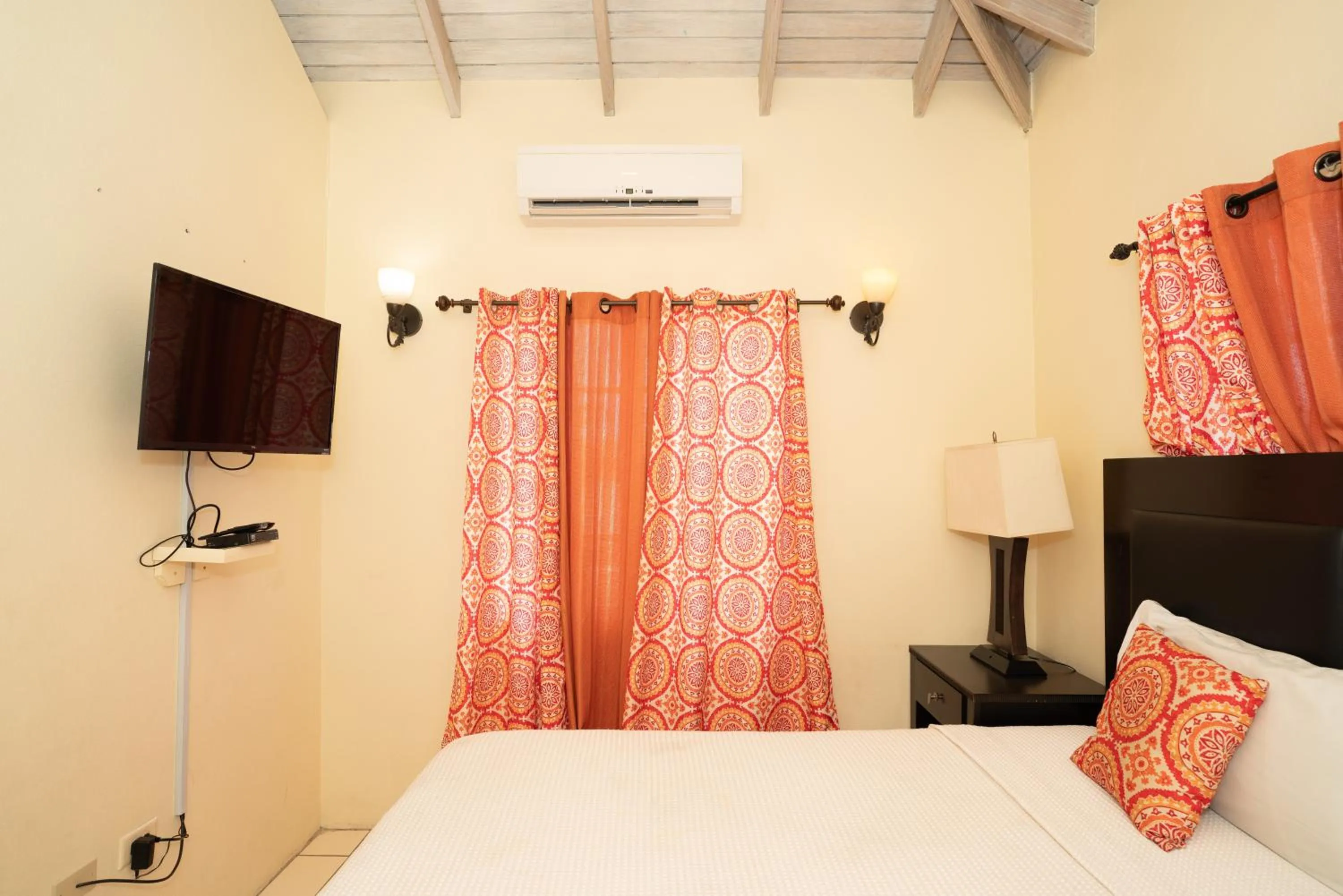 Bed in Connie's Comfort Suites