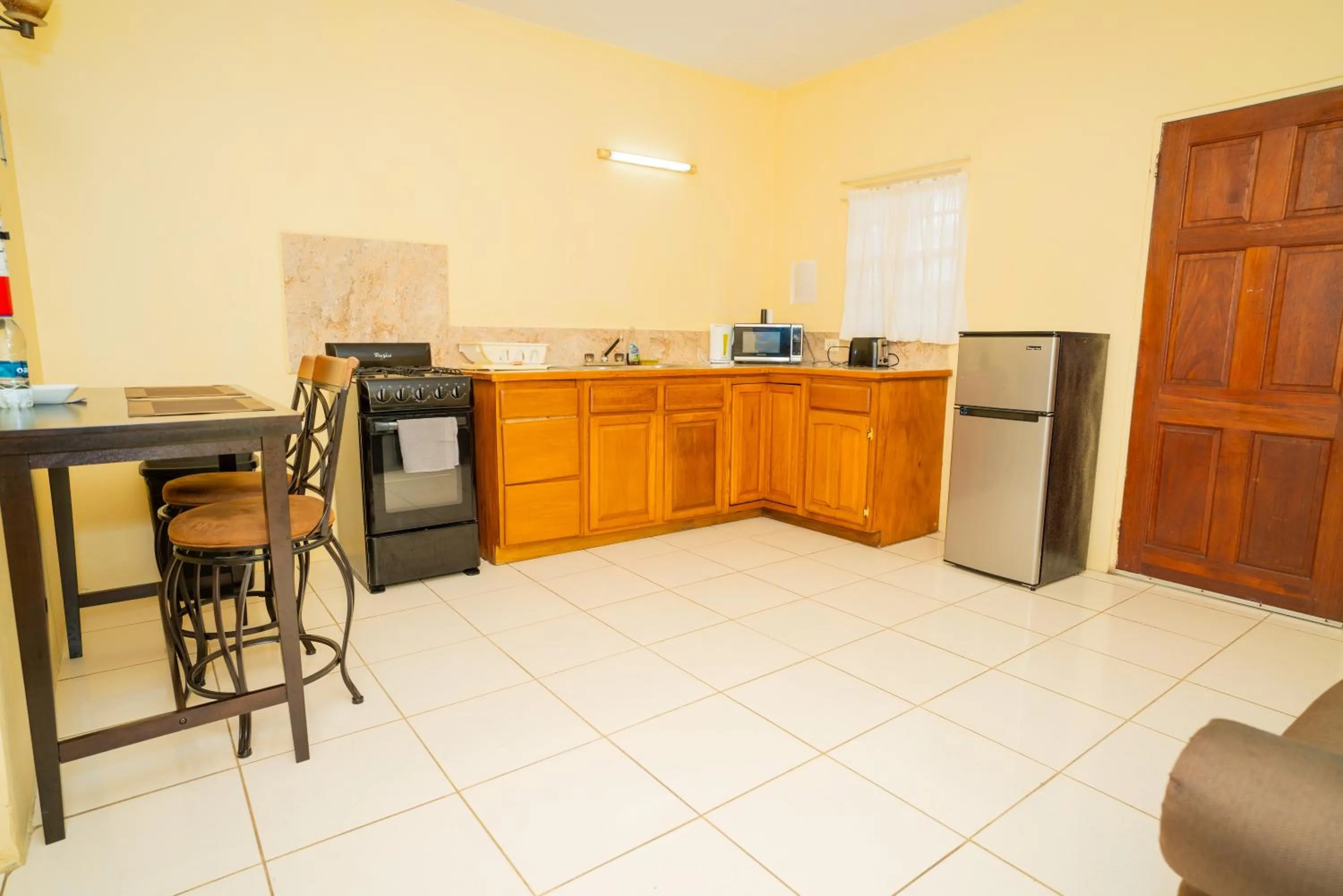 Connie's Comfort Suites