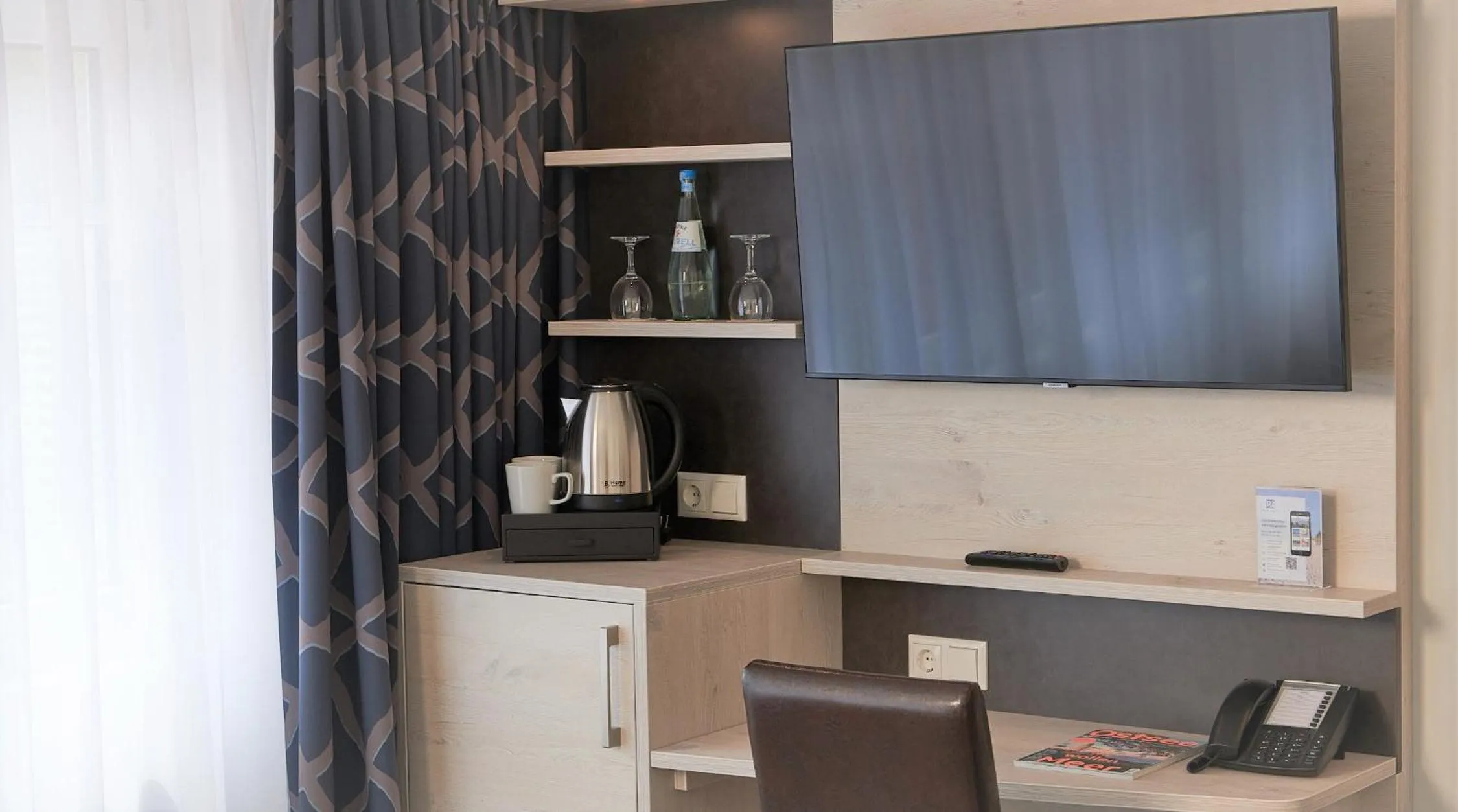 Photo of the whole room in R&R Strandhotel Baabe