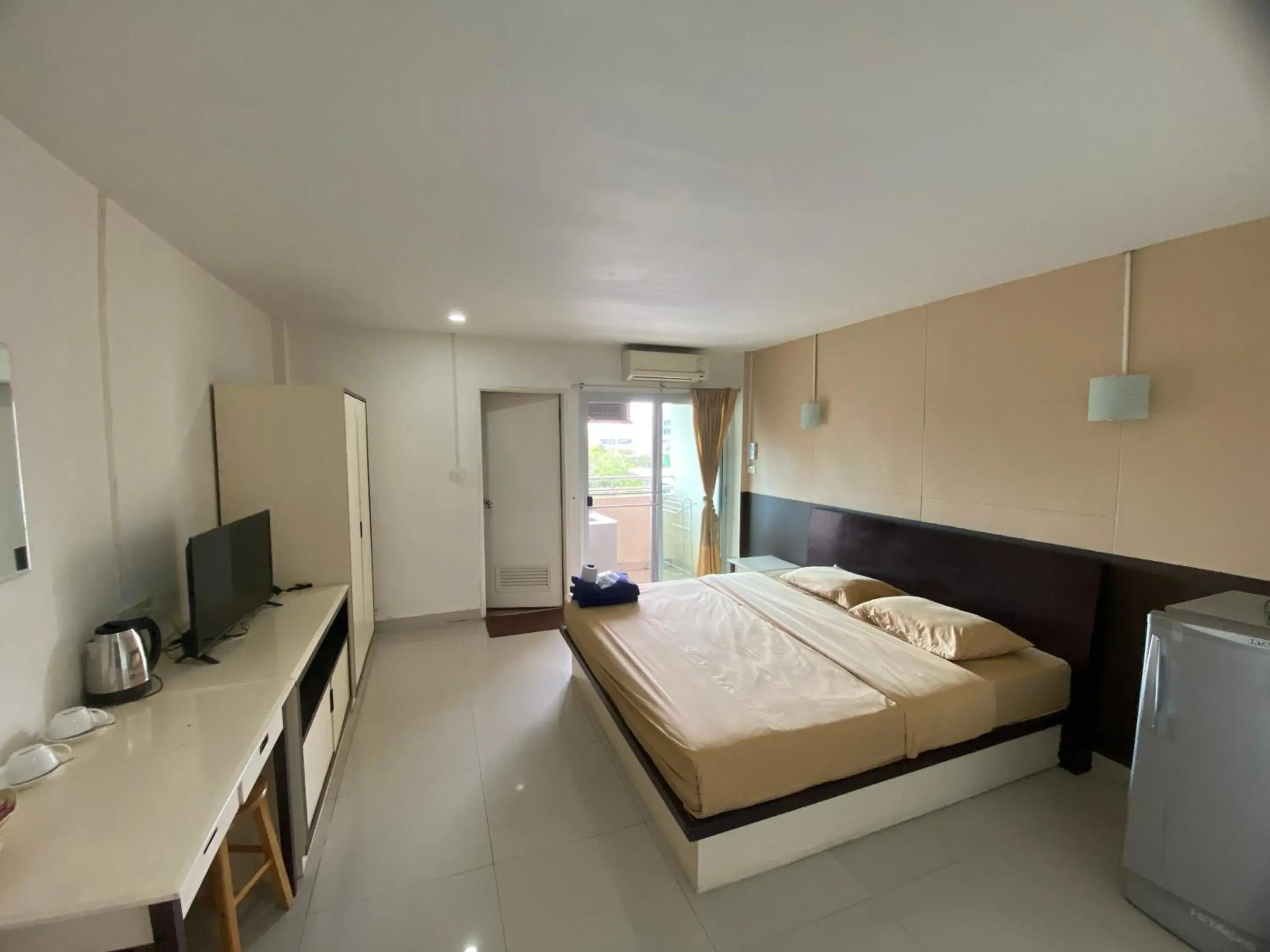 Studio Apartment with Balcony in Ladapan Mansion Studio Apartment with Balcony in Ladapan Mansion