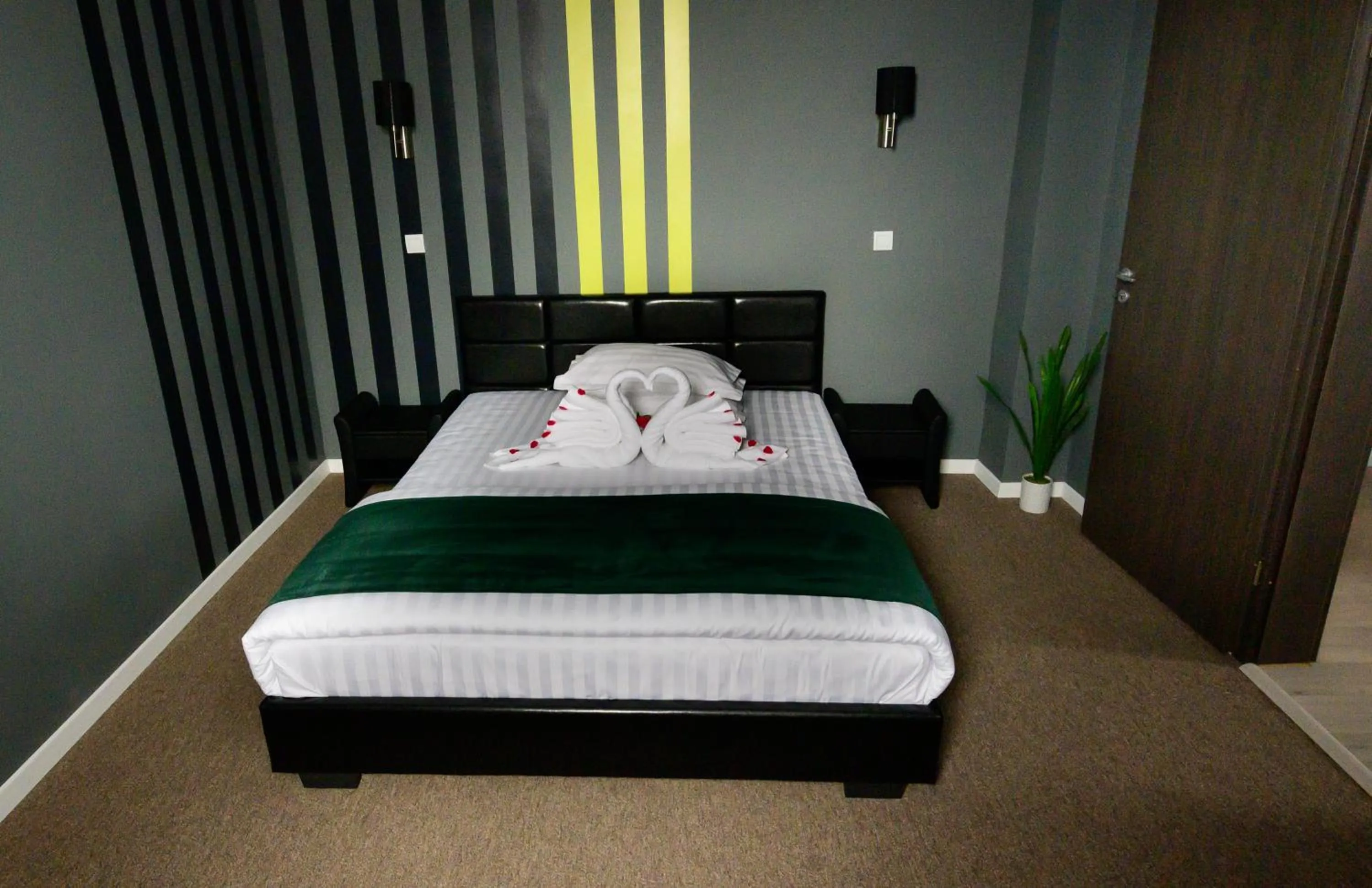 Bed in Resita Residence
