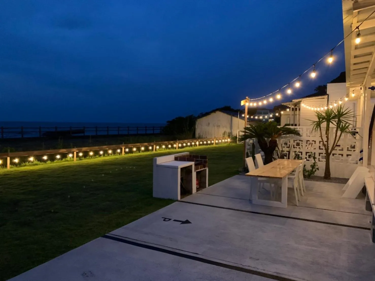 Garden view in SHIRAHAMA BEACH GARDEN