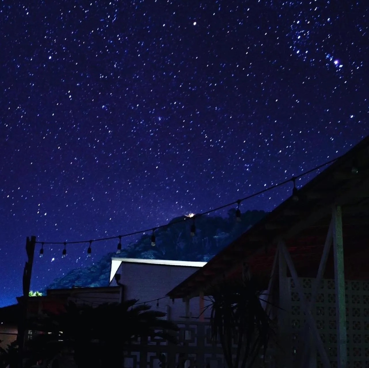 Property building in SHIRAHAMA BEACH GARDEN