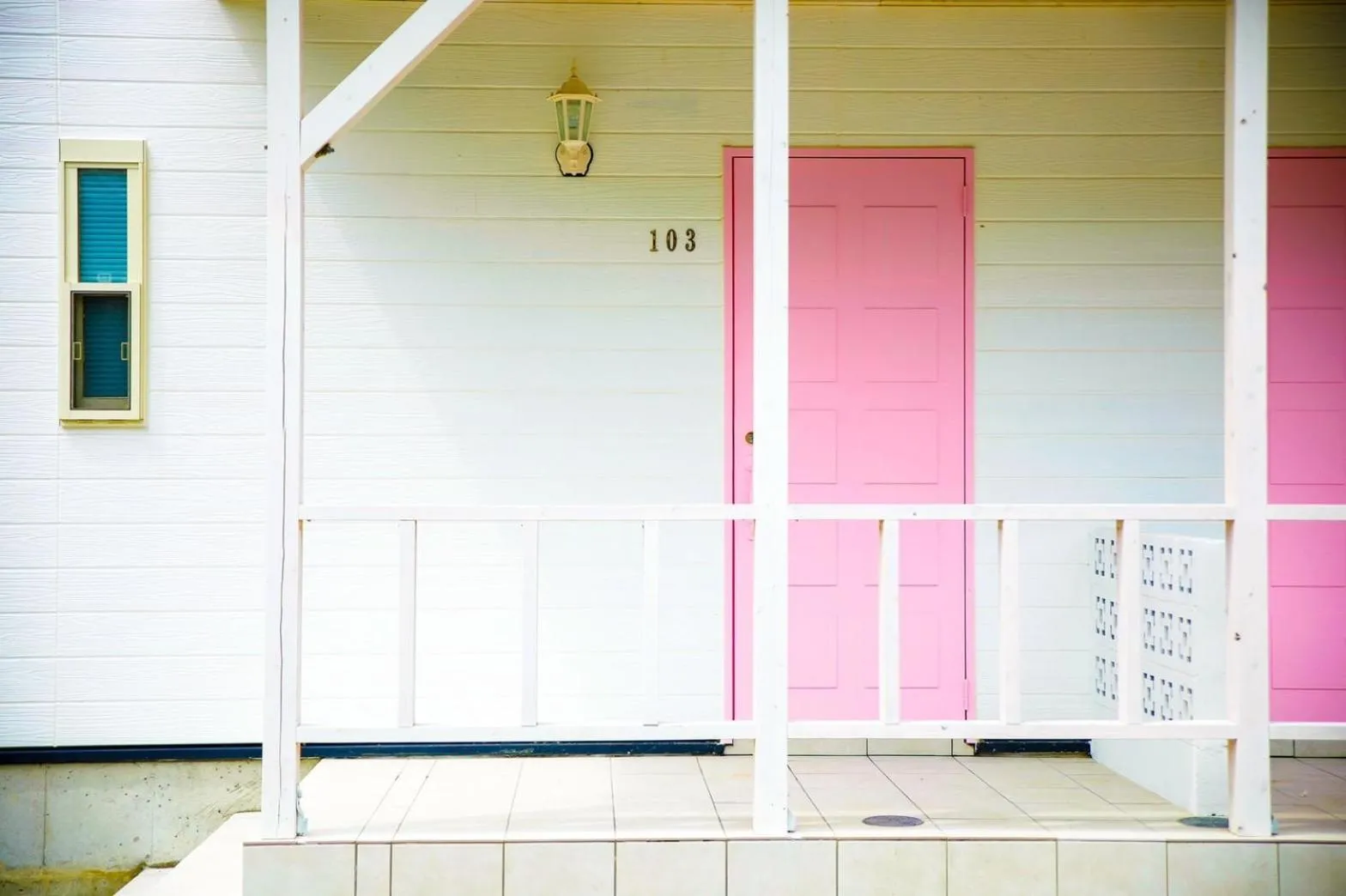 Property building in SHIRAHAMA BEACH GARDEN