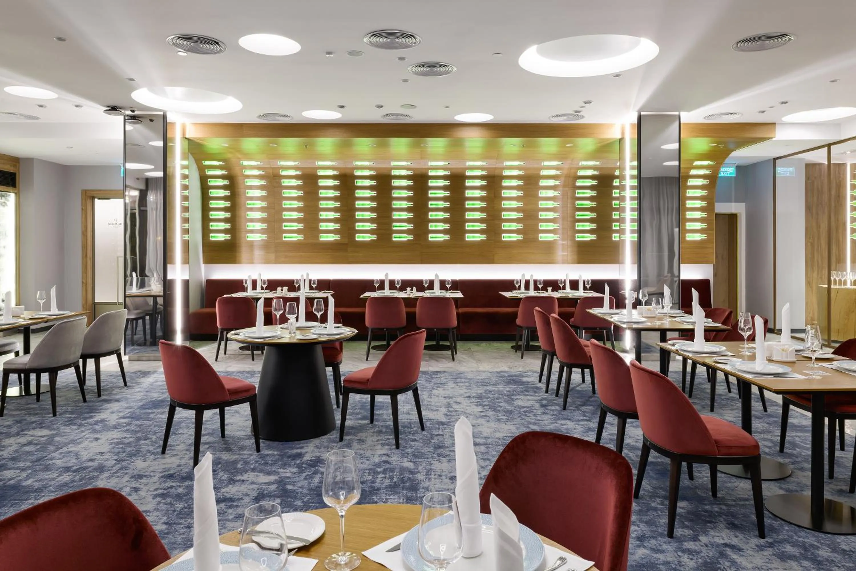 Restaurant/places to eat in Premier Hotel Odesa