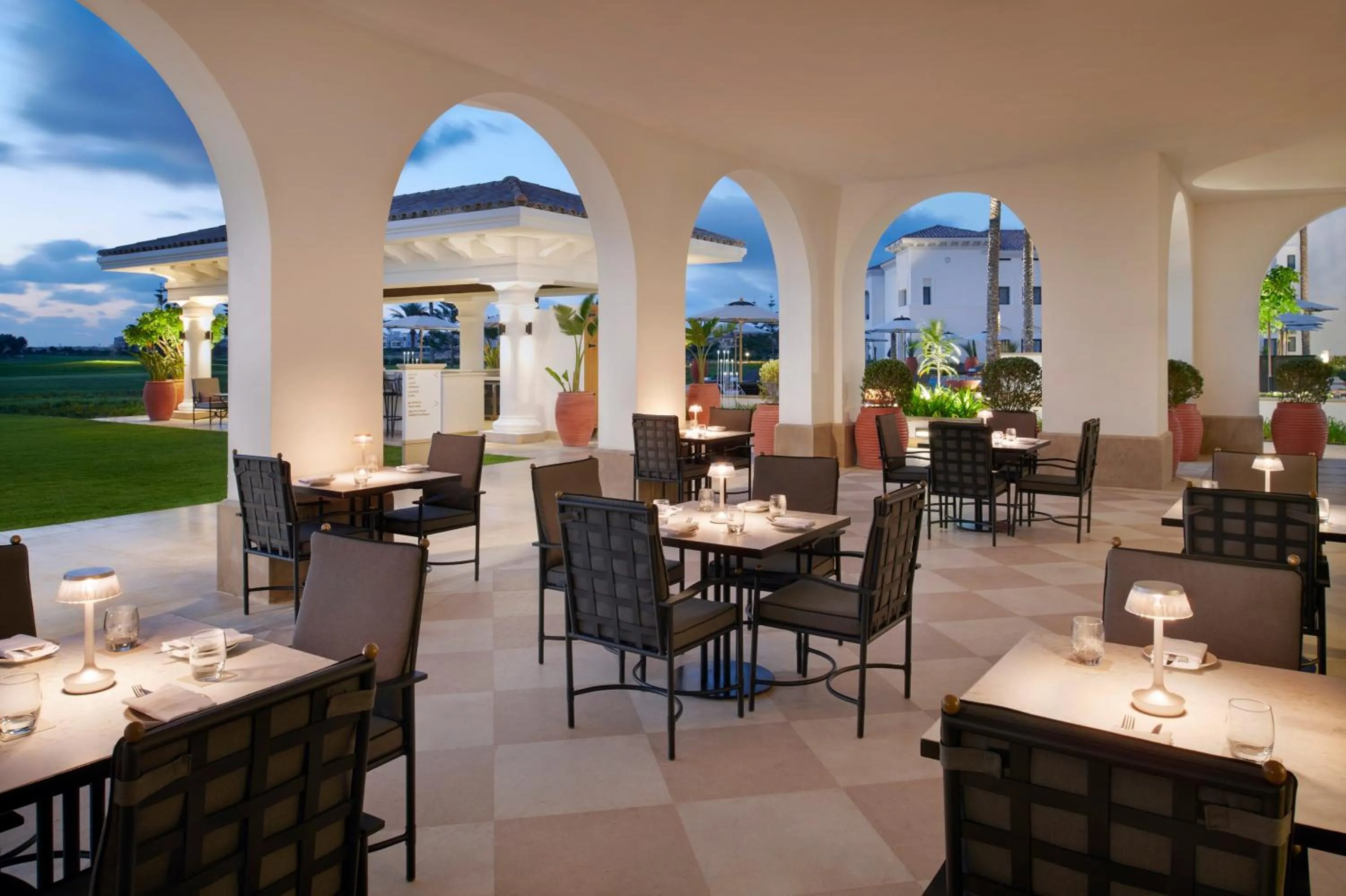 Restaurant/places to eat in Address Marassi Golf Resort