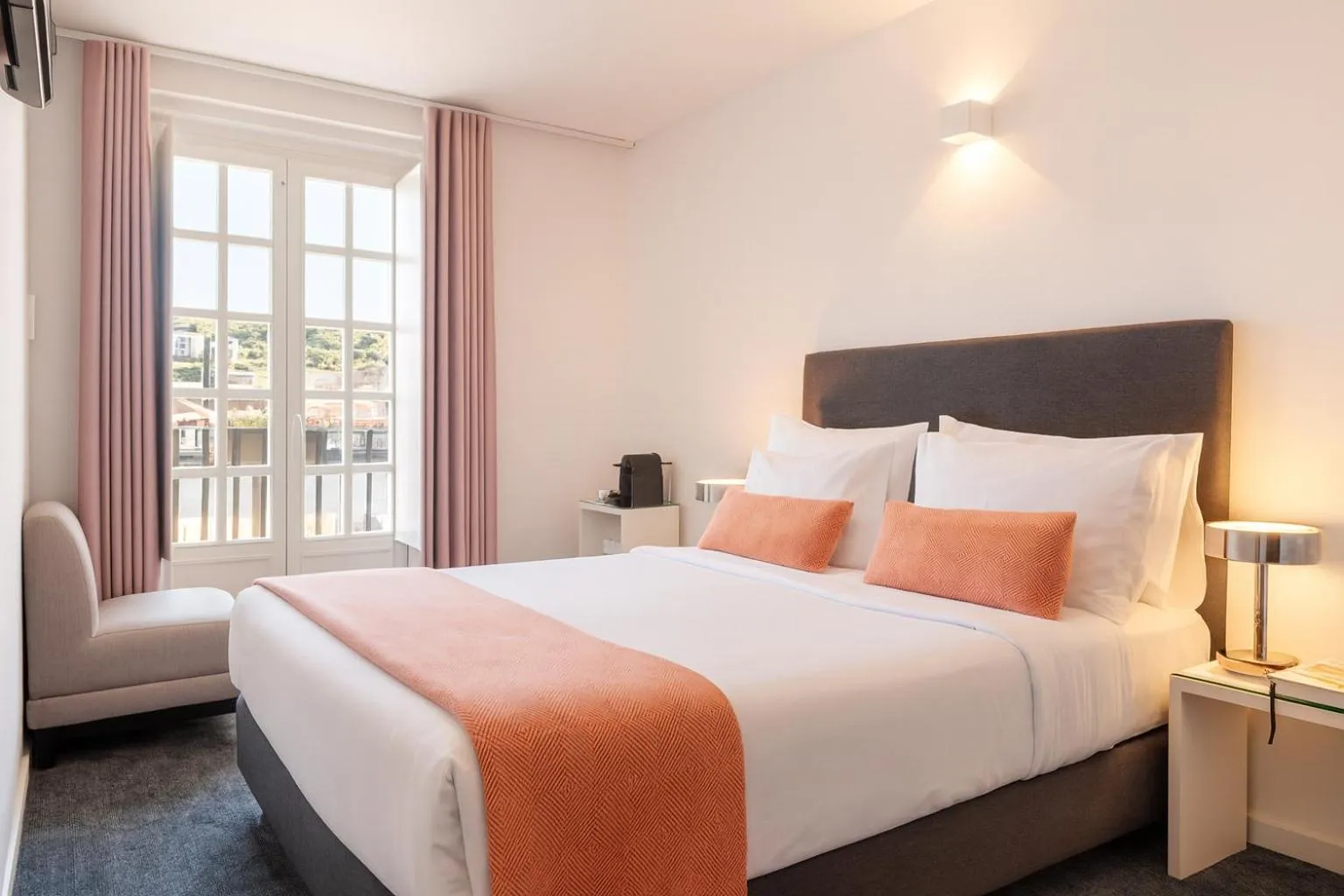 Photo of the whole room, Bed in Miragaia - Riverside Suites - Adults Only