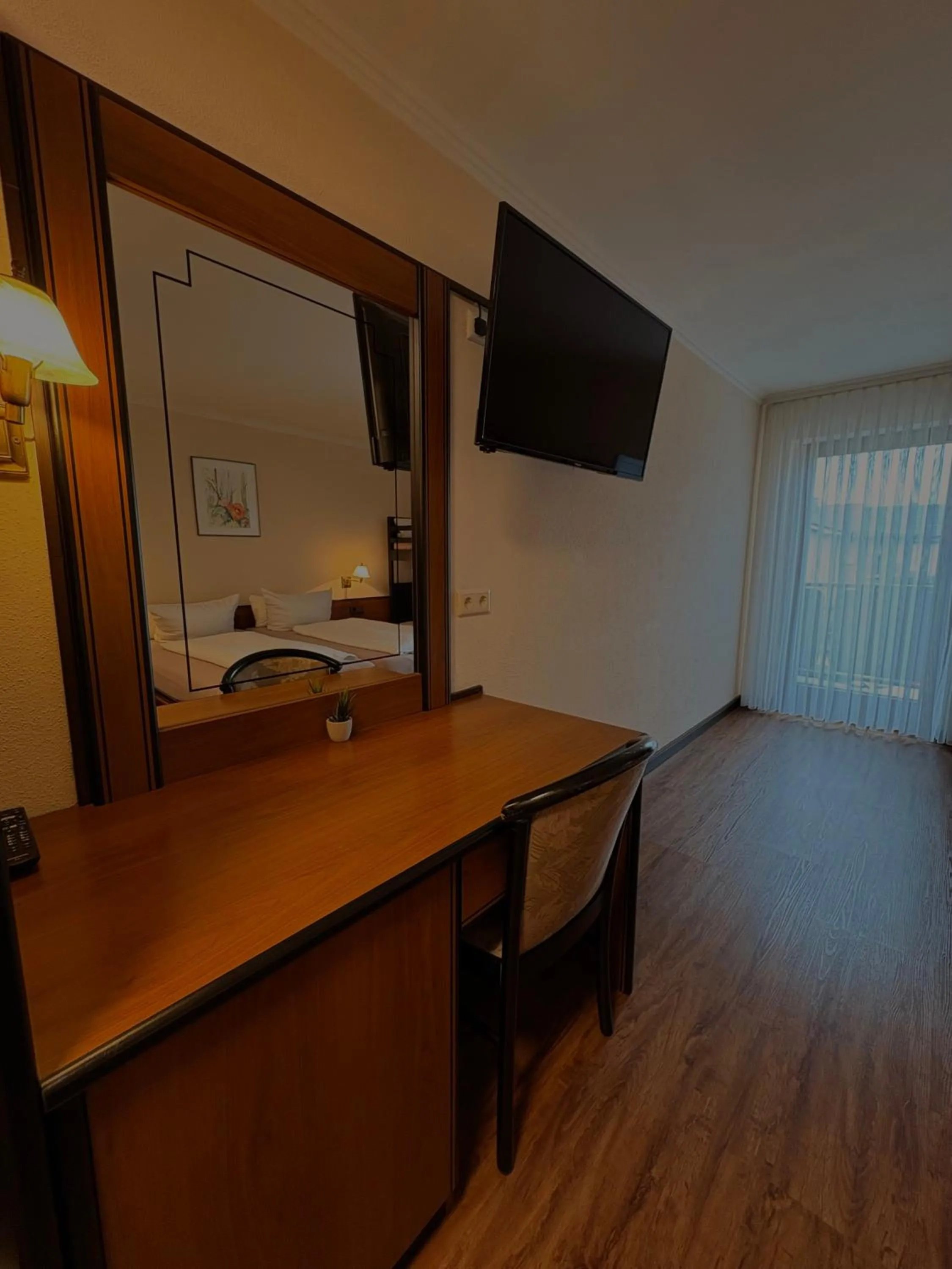 Photo of the whole room in Hotel Rebstock