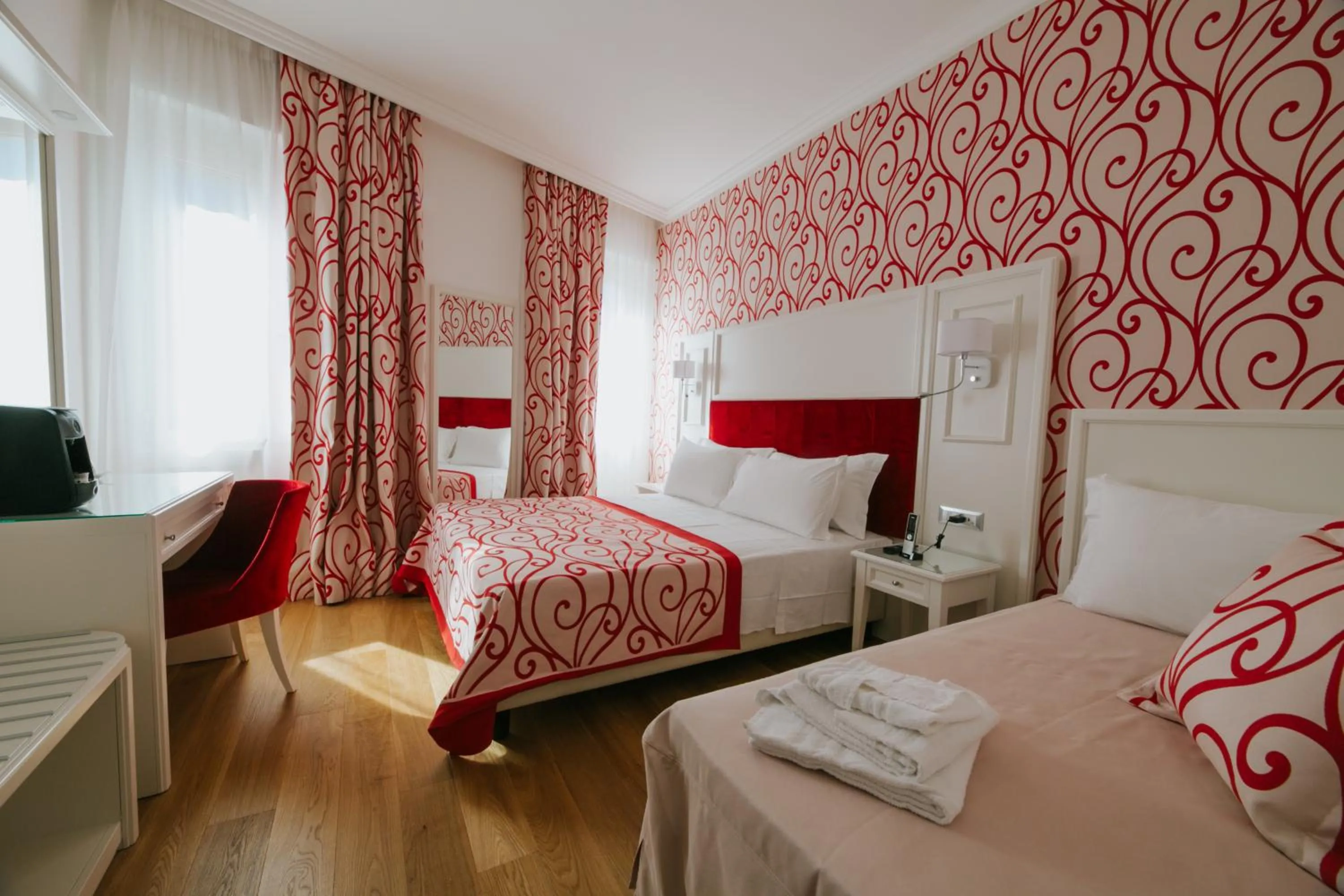 Bed in Hotel Città di Parenzo