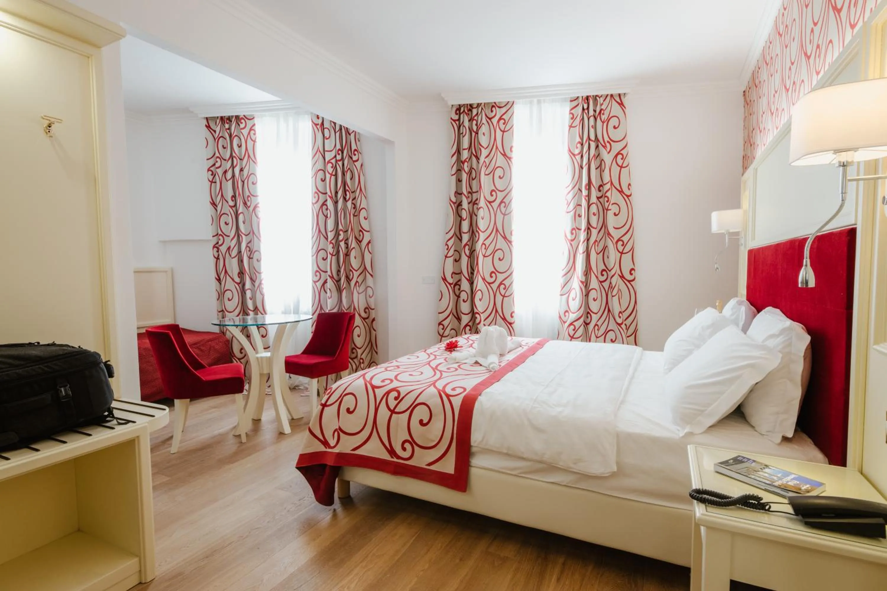 Bed in Hotel Città di Parenzo