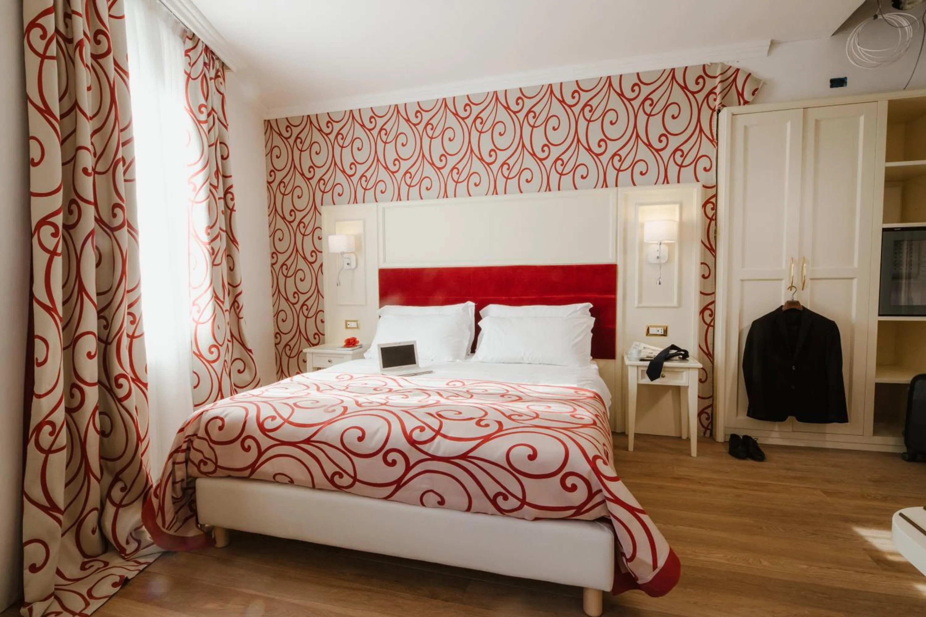 Bed in Hotel Città di Parenzo