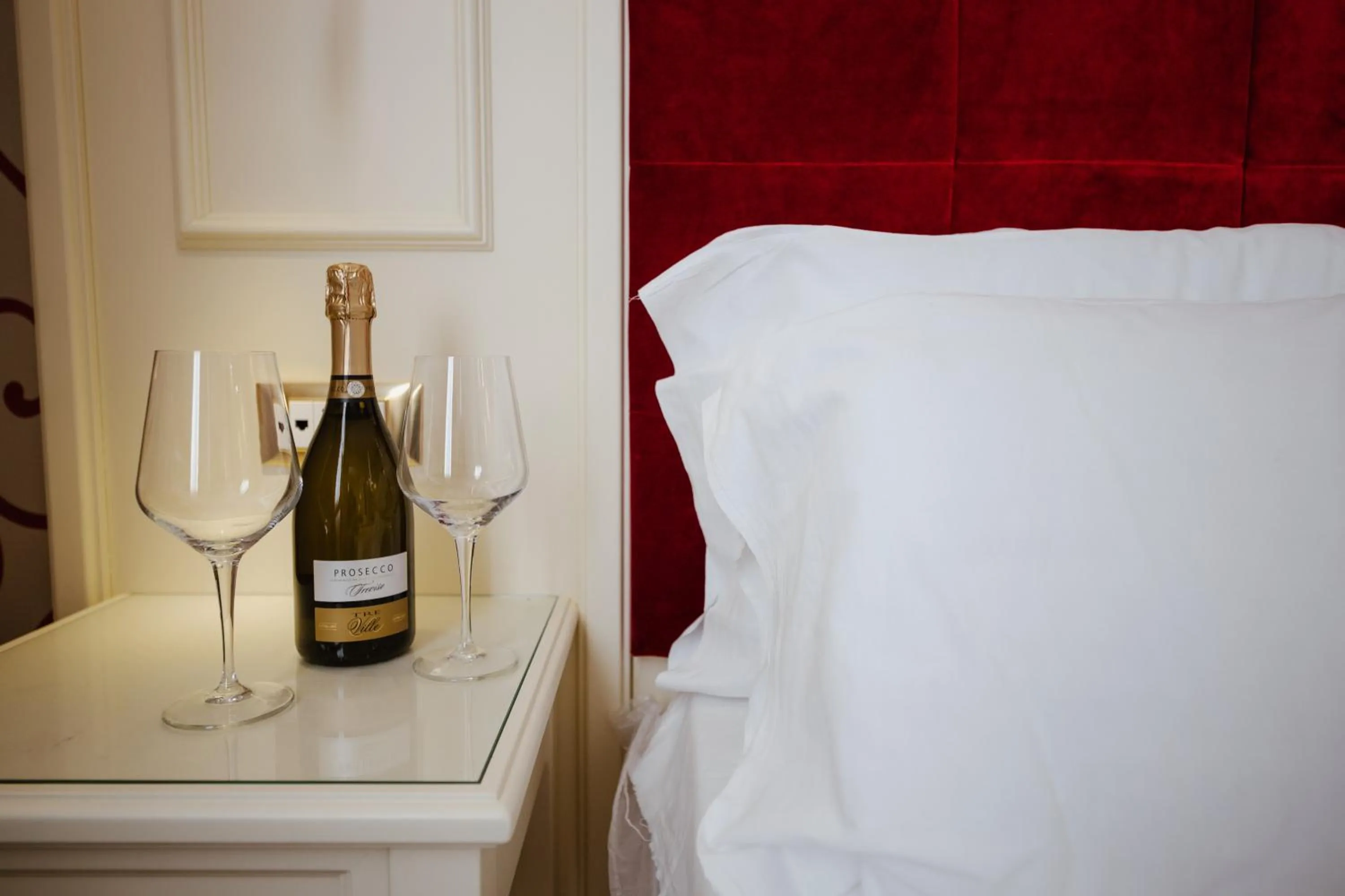 room service, Bed in Hotel Città di Parenzo