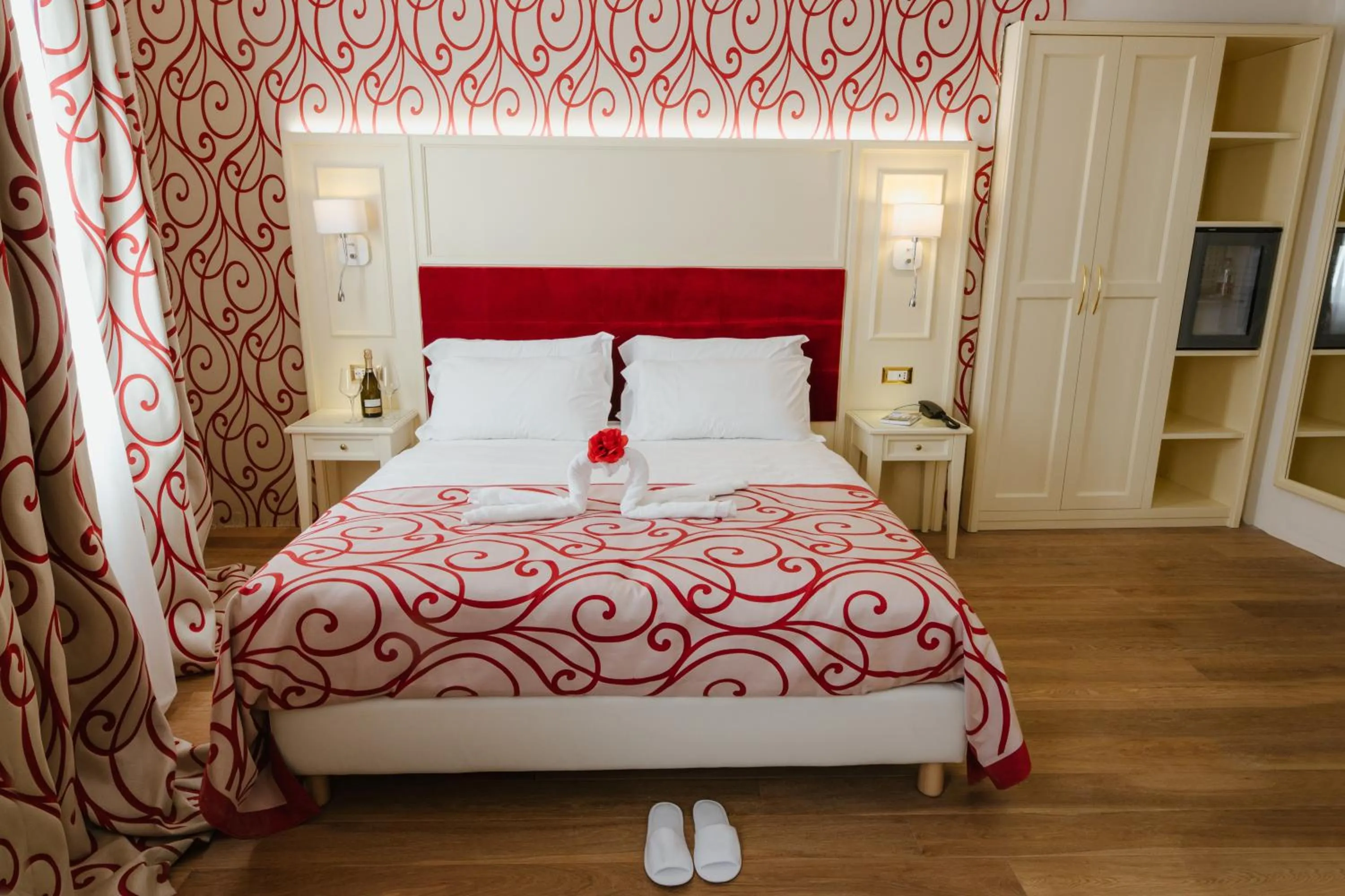 Bed in Hotel Città di Parenzo