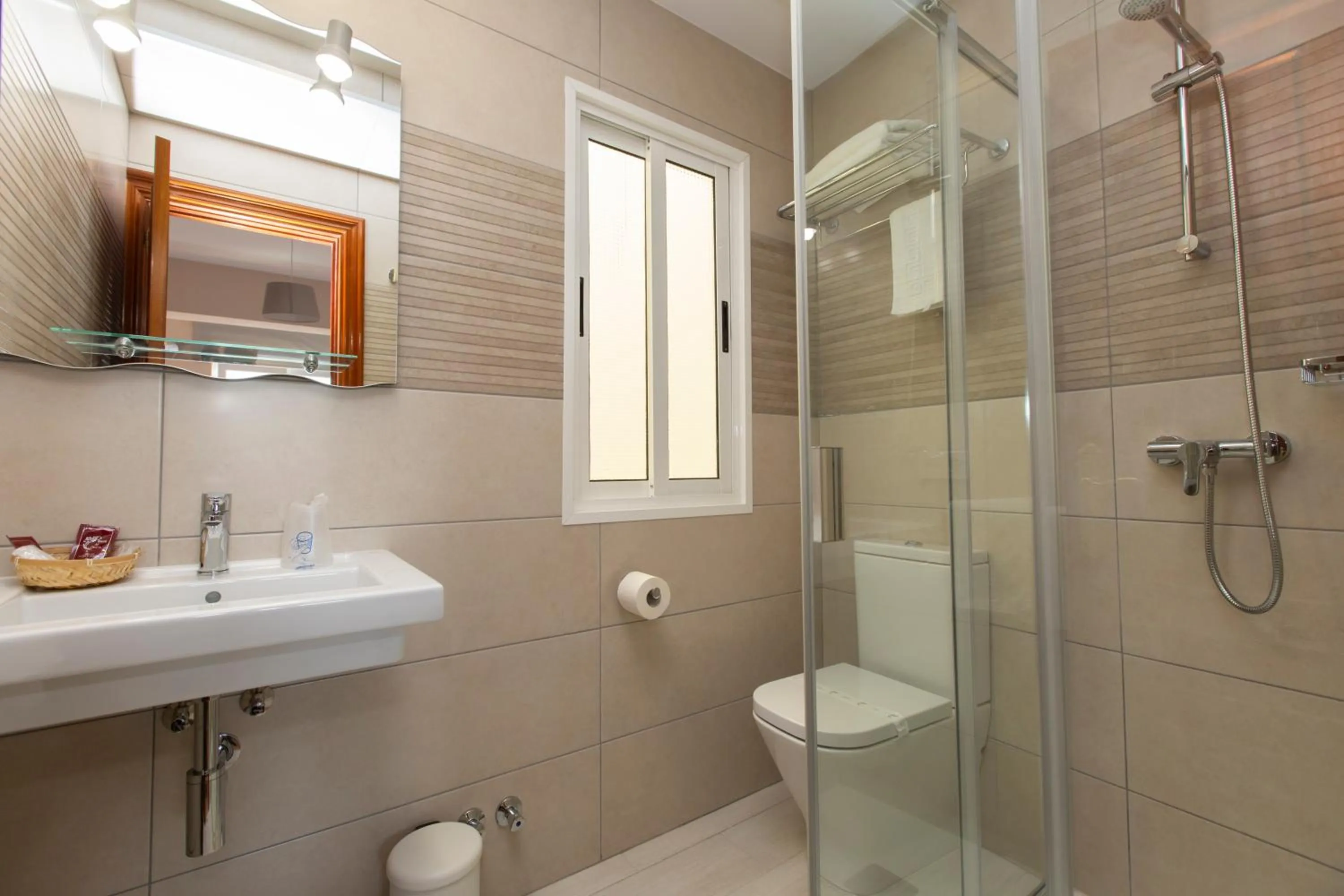 Bathroom in Hotel Ros Mary