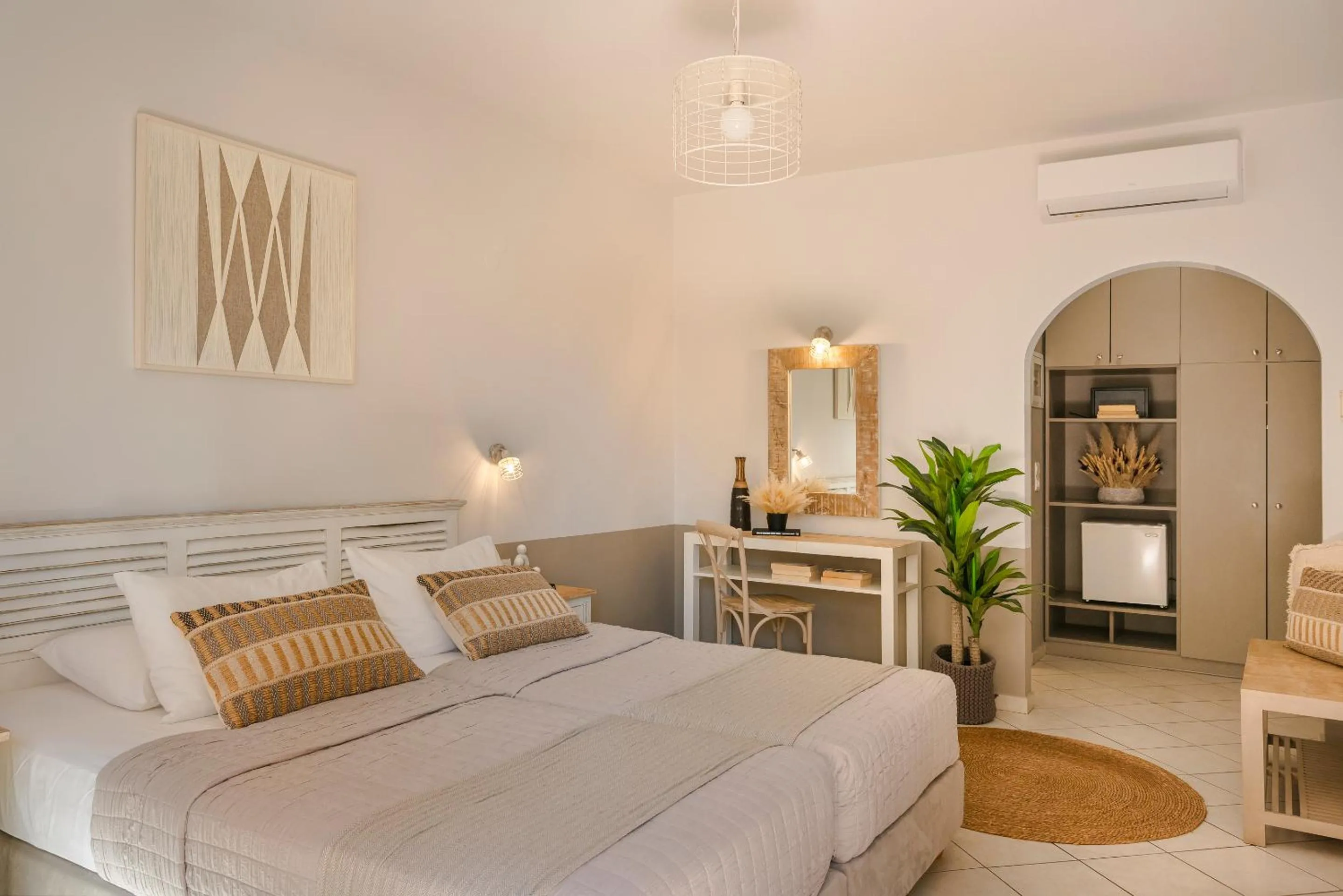 Bedroom, Bed in Makis Hotel