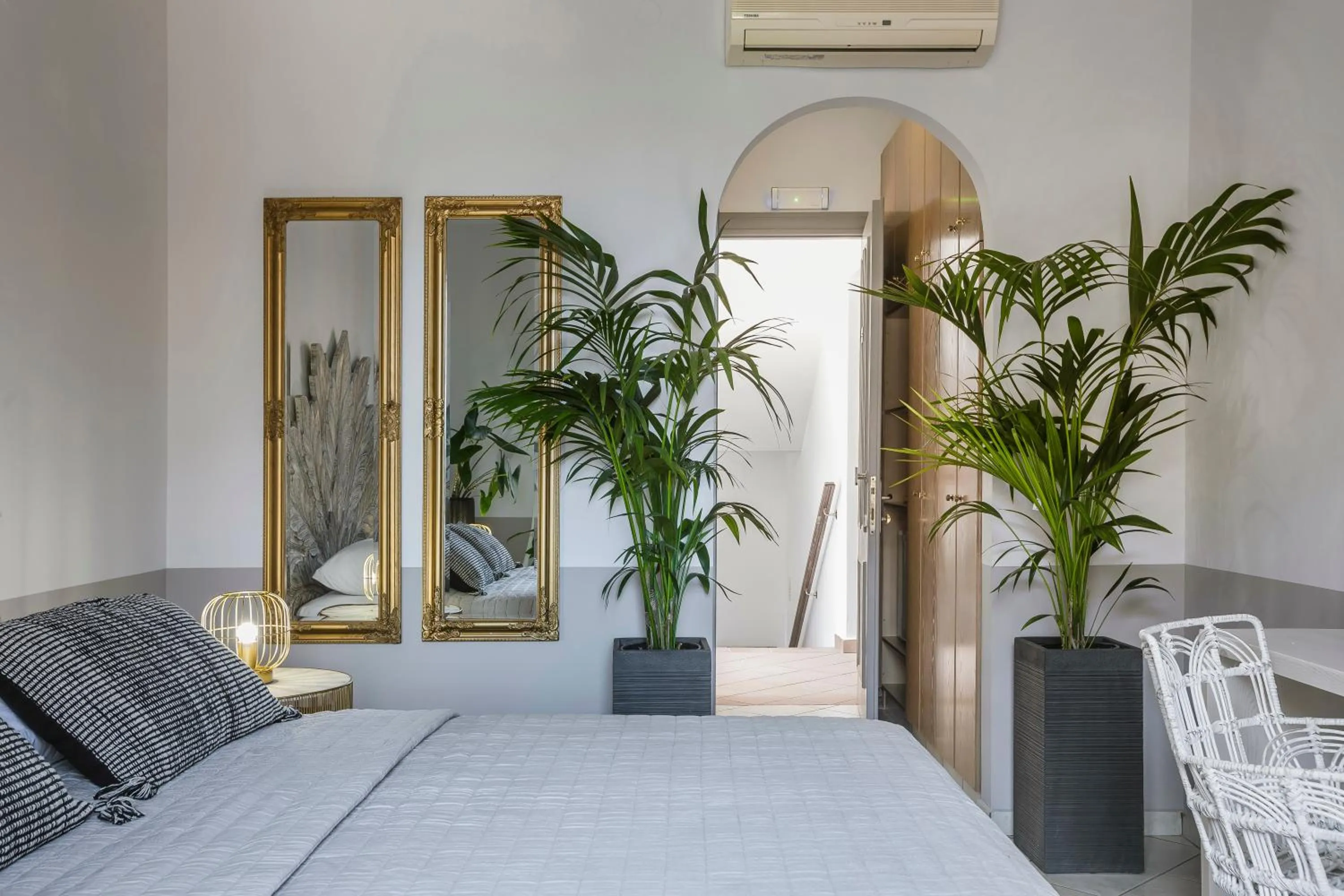 Bedroom, Bed in Makis Hotel