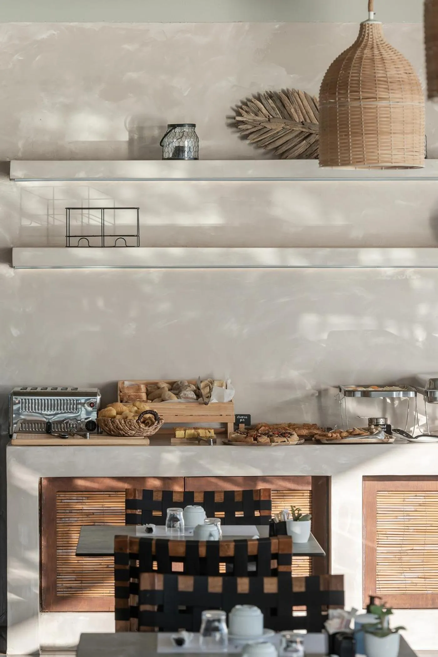 Aliv stone suites & spa