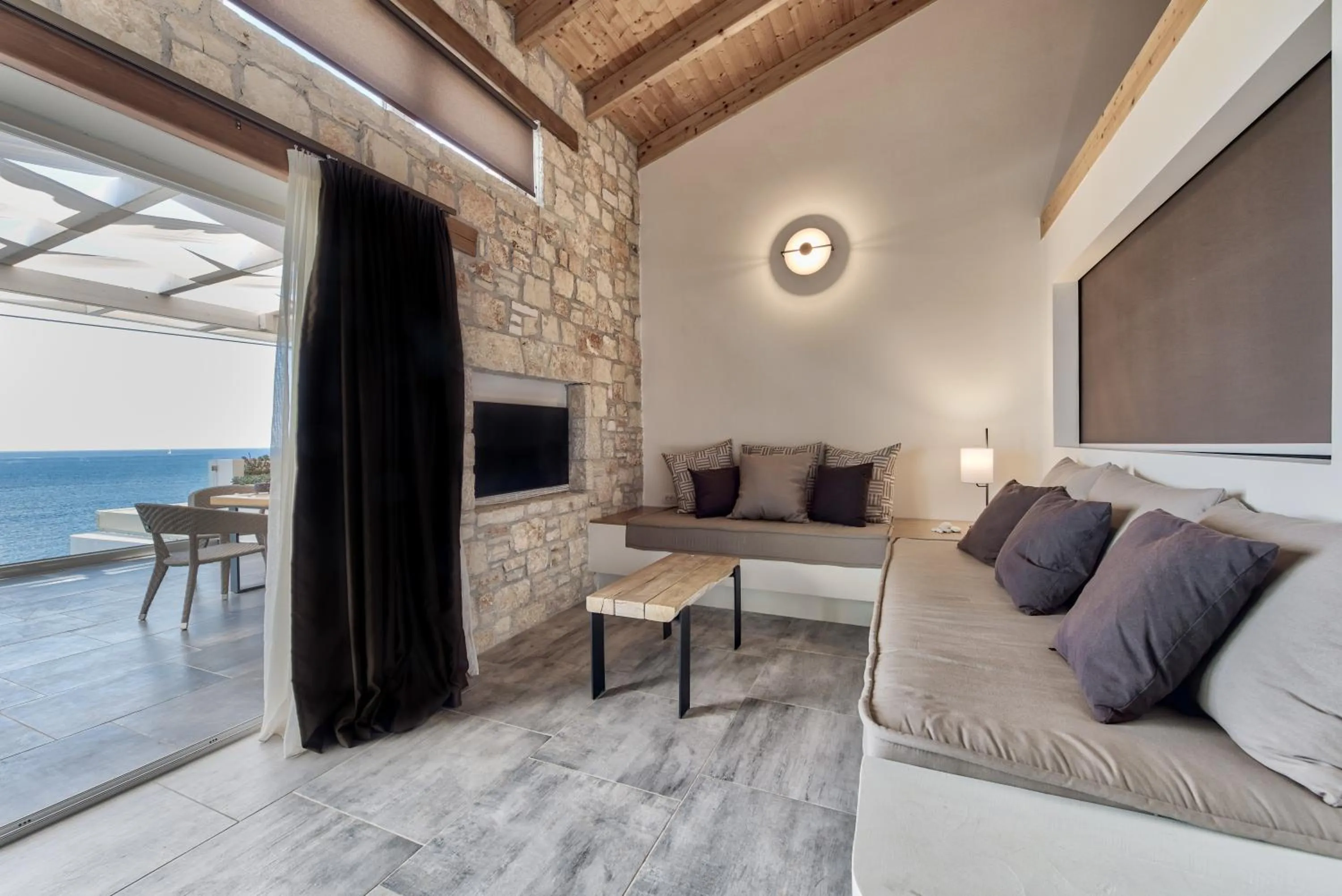 Aliv stone suites & spa