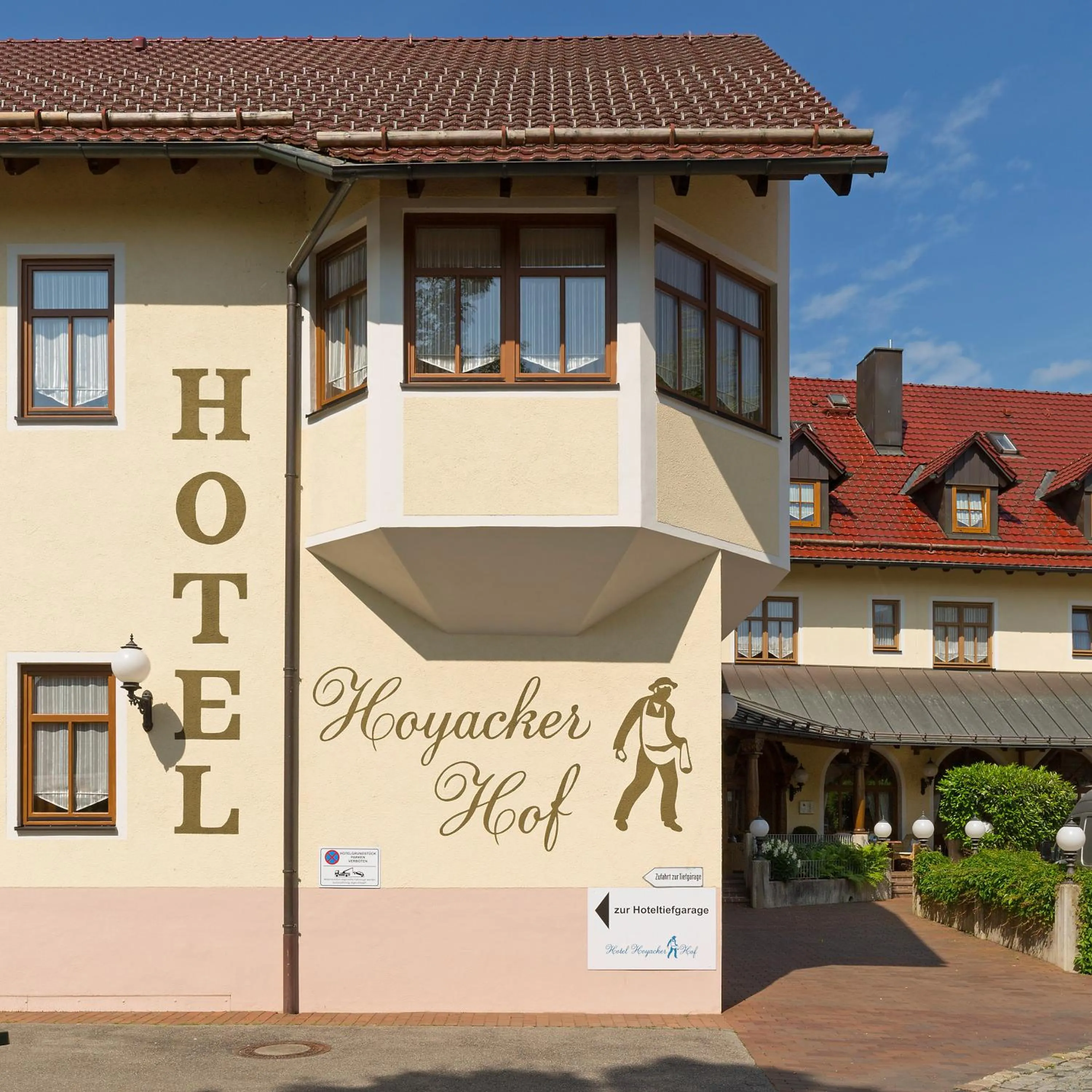 Property building in Hotel Hoyacker Hof