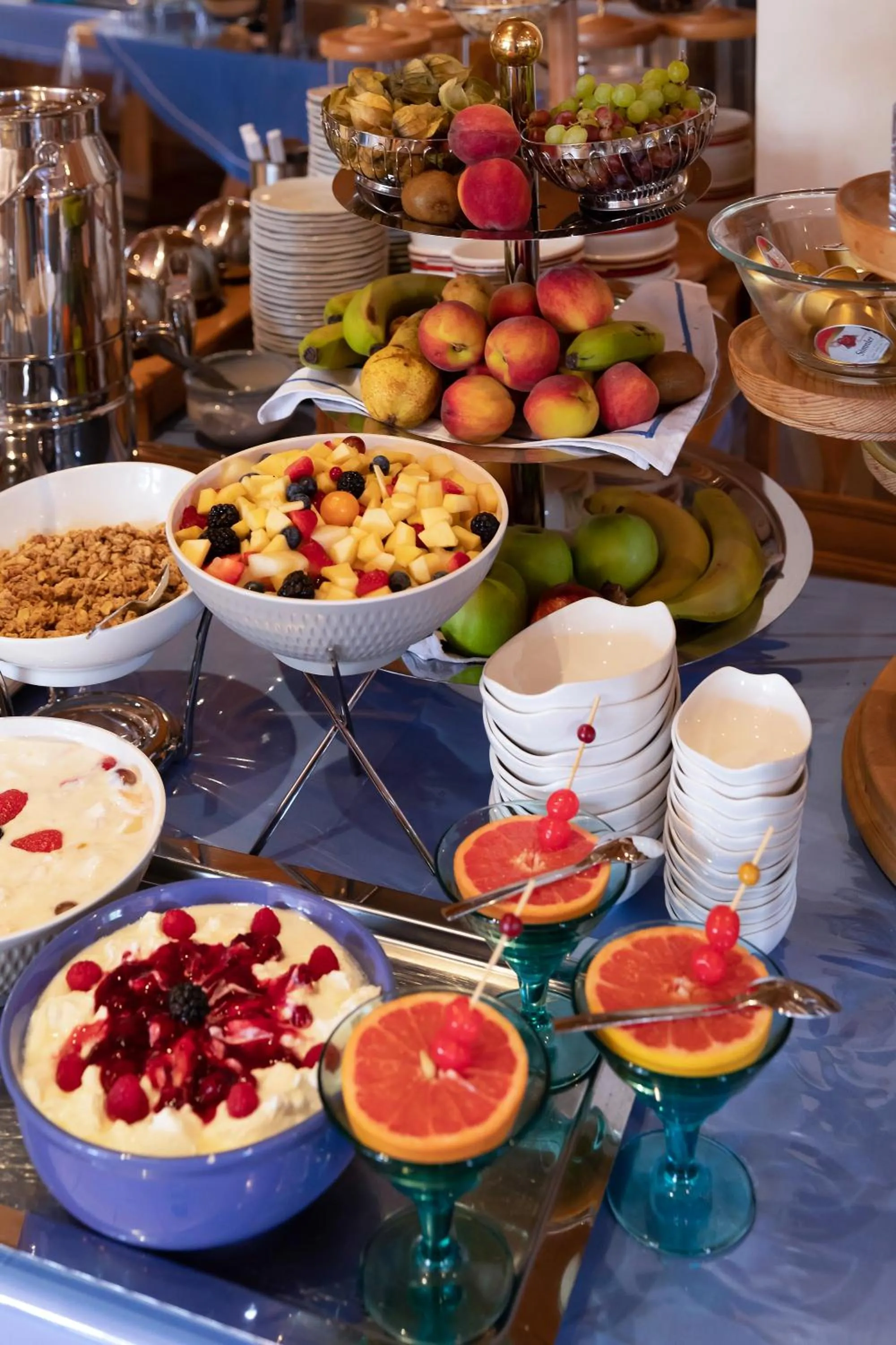 Buffet breakfast in Hotel Hoyacker Hof