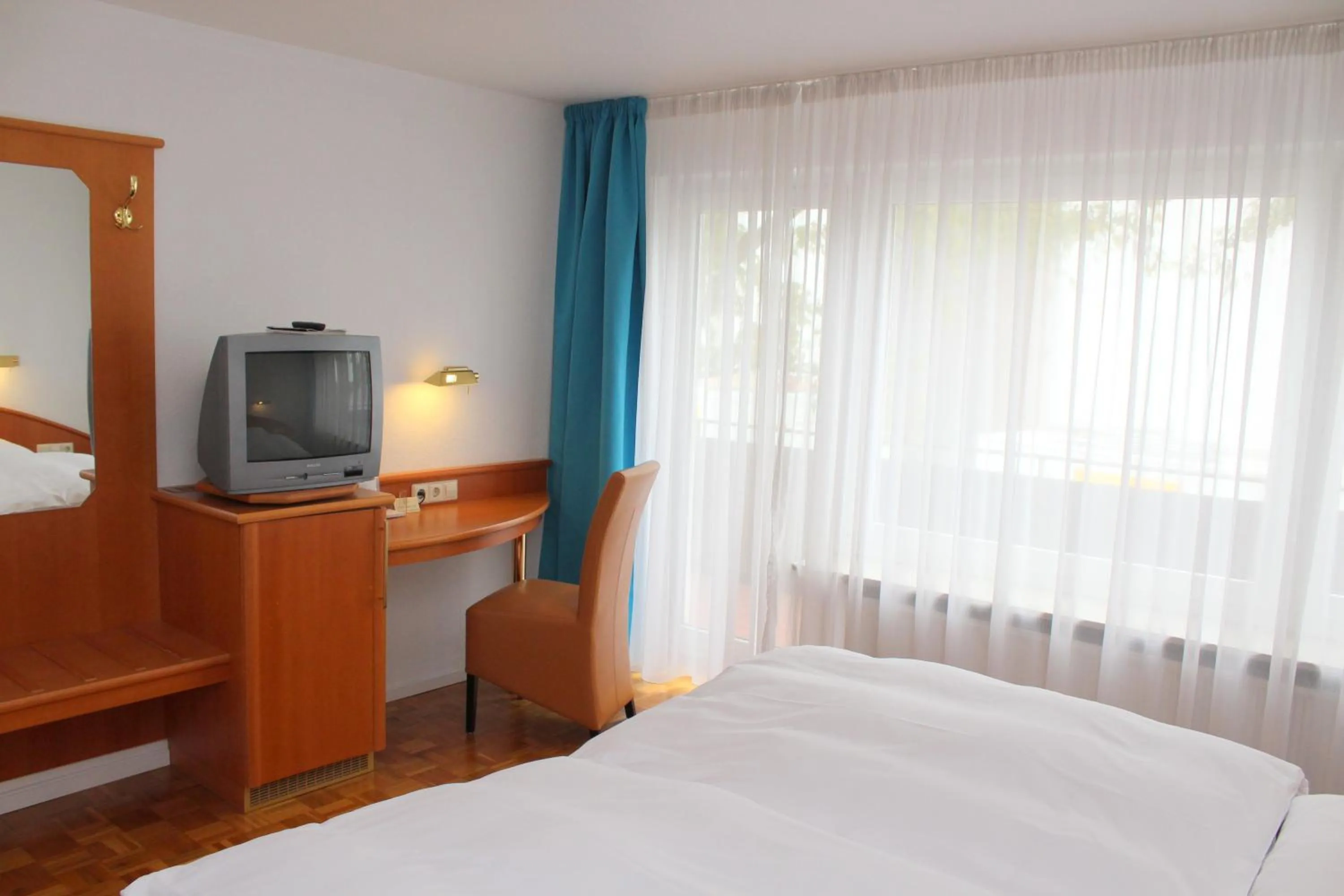 Bedroom, Bed in Hotel Sonne