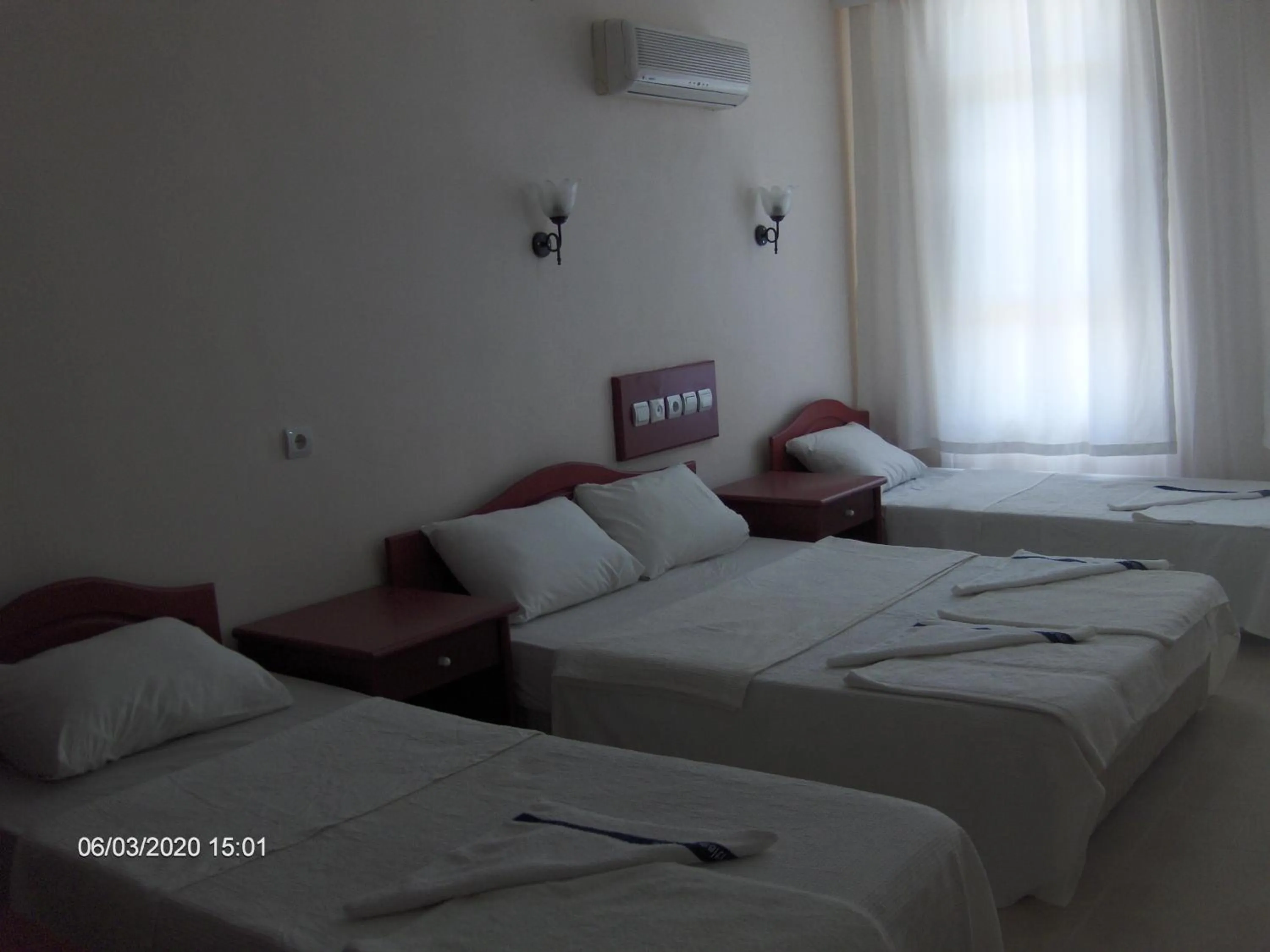 Photo of the whole room, Bed in Odessa Otel Avsallar