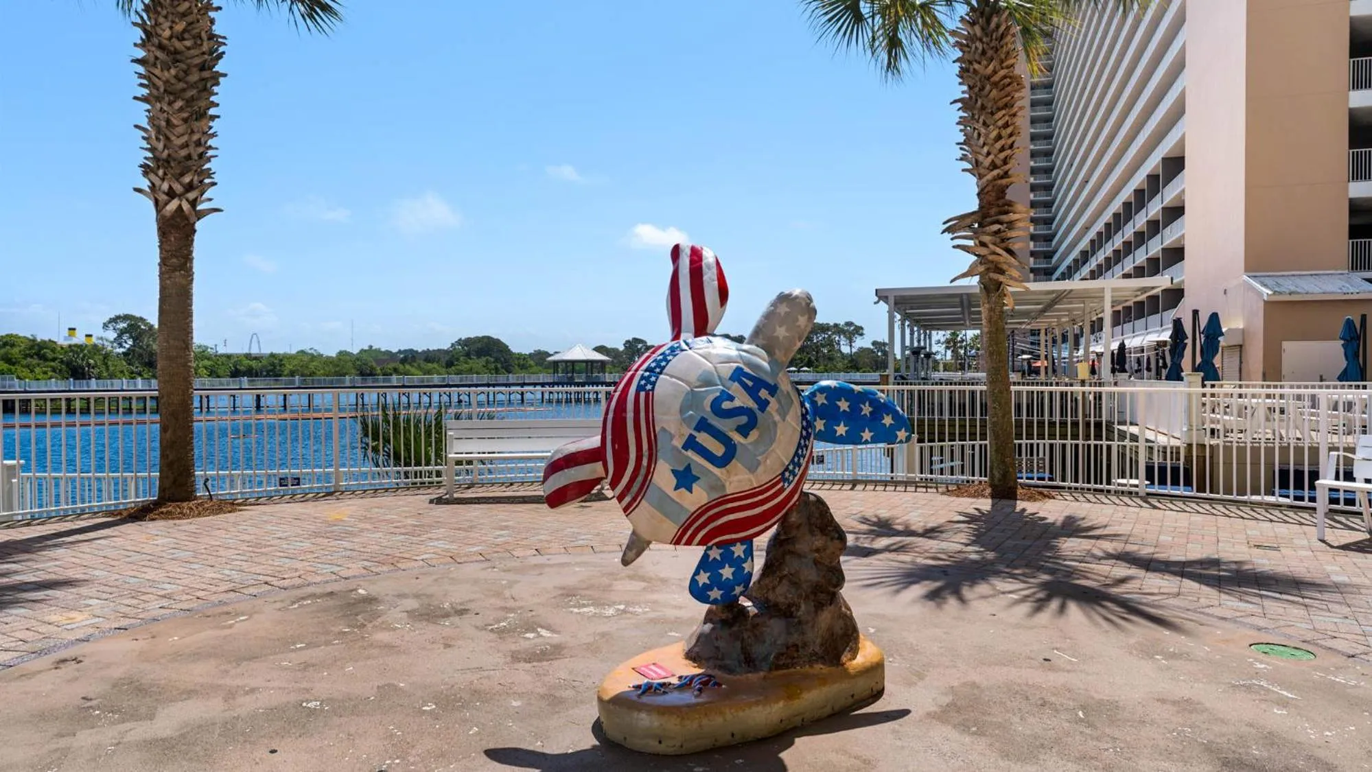 Laketown Wharf 335! 1 BD, 2 Bathroom with Amazing Amenities