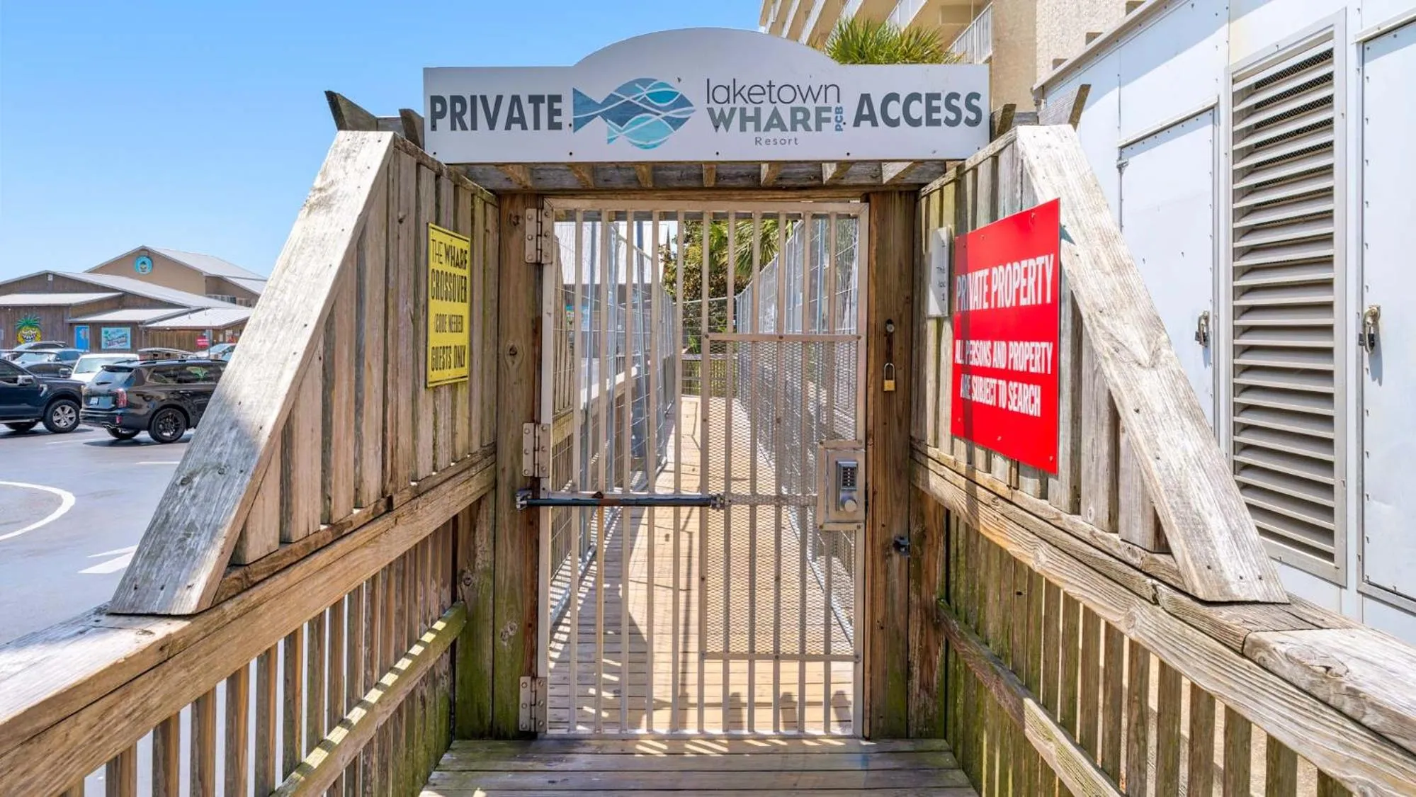 Laketown Wharf 335! 1 BD, 2 Bathroom with Amazing Amenities