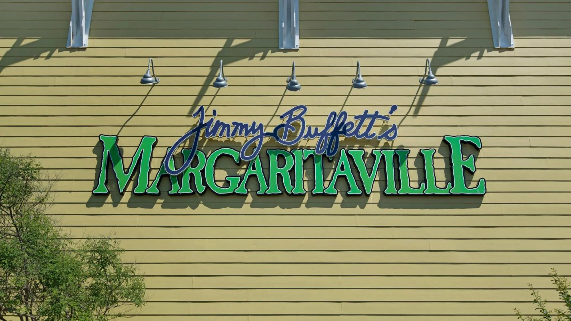 Laketown Wharf 335! 1 BD, 2 Bathroom with Amazing Amenities